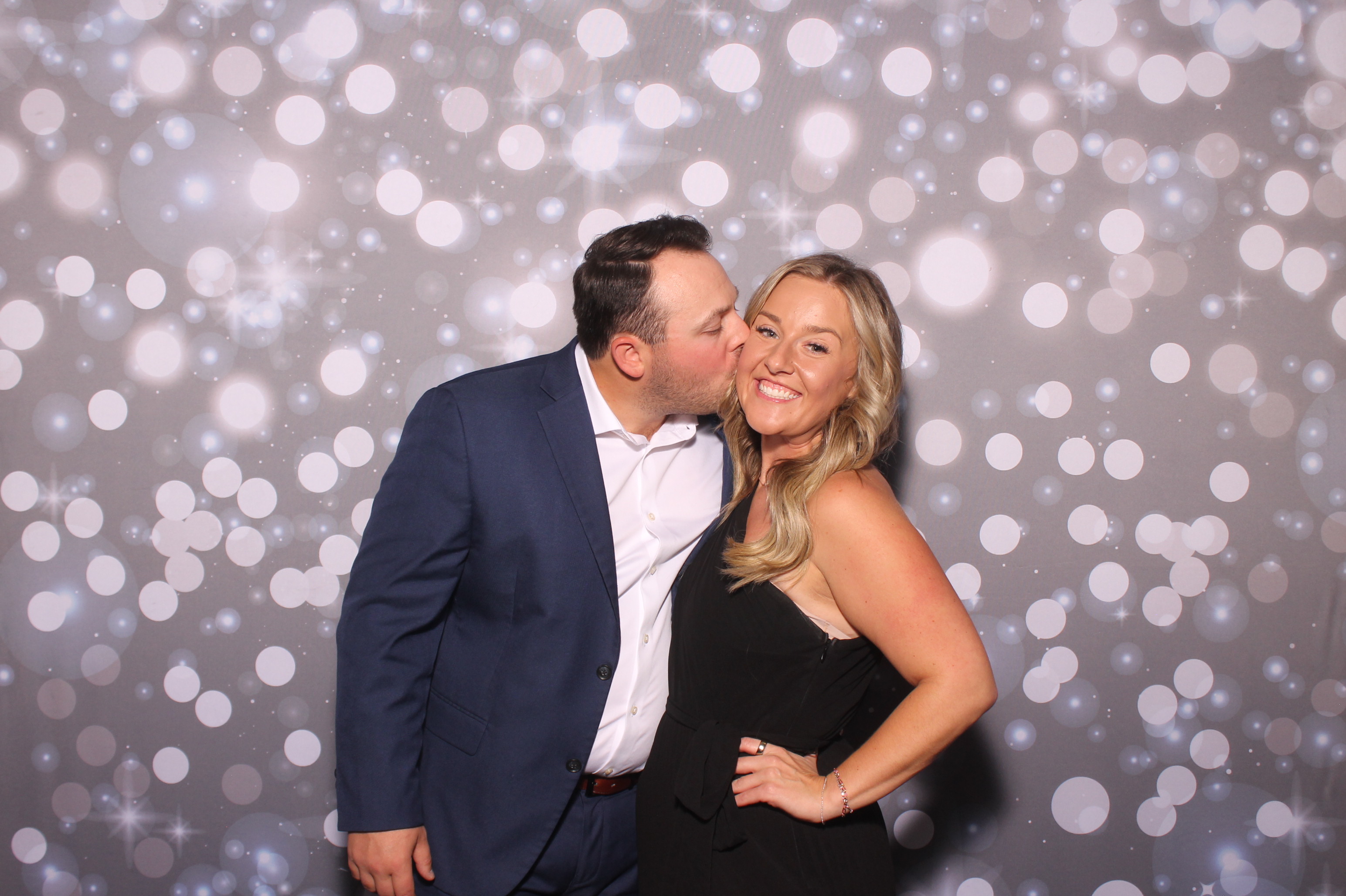 Lily & Jordan Wedding | View more photos from the event at gallery.photoboothcincy.com/u/PhotoBoothCincy/Lily-Jordan-Wedding