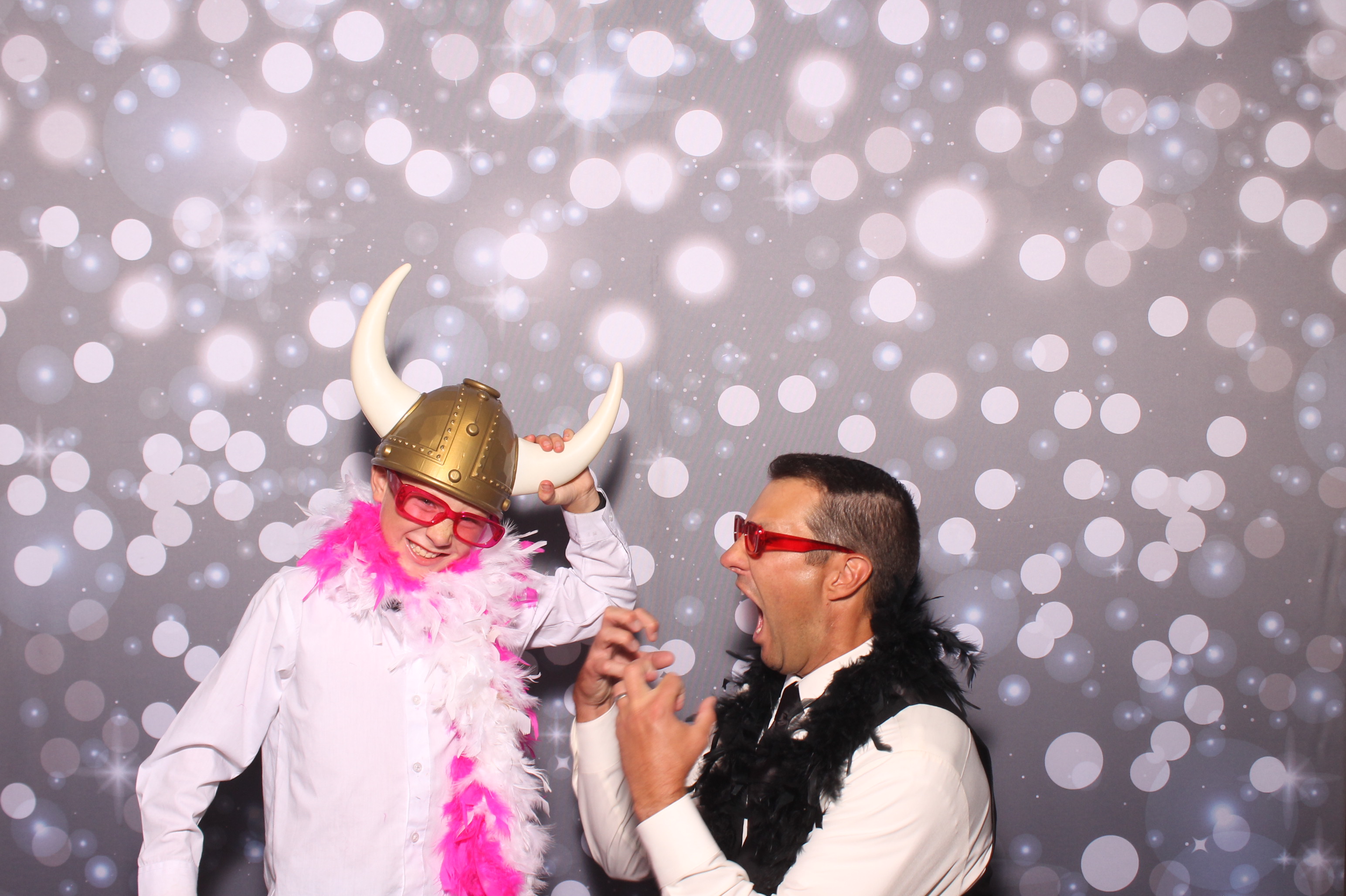Lily & Jordan Wedding | View more photos from the event at gallery.photoboothcincy.com/u/PhotoBoothCincy/Lily-Jordan-Wedding