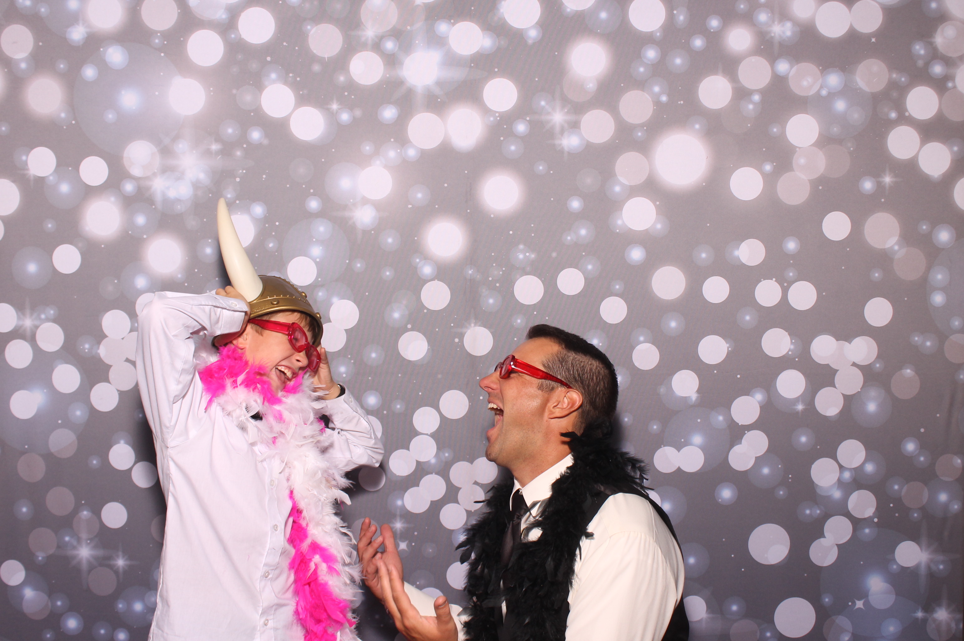 Lily & Jordan Wedding | View more photos from the event at gallery.photoboothcincy.com/u/PhotoBoothCincy/Lily-Jordan-Wedding