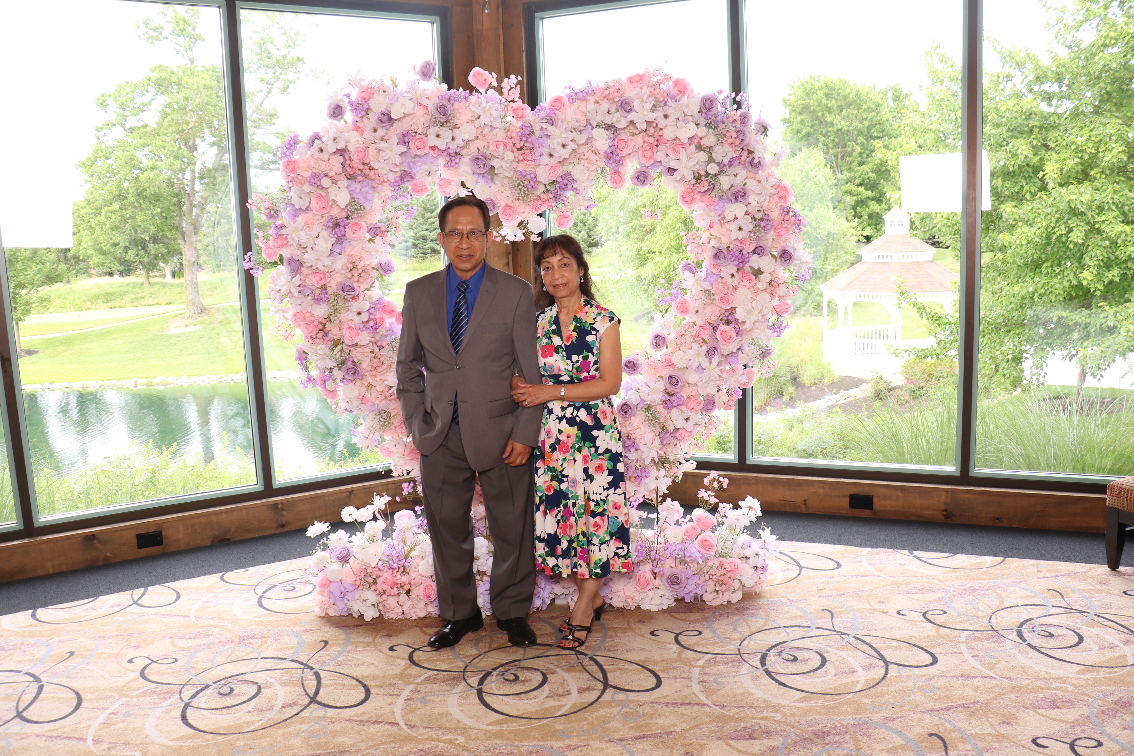 Linda & Tuan | View more photos from the event at gallery.photoboothcincy.com/u/PhotoBoothCincy/Linda-Tuan
