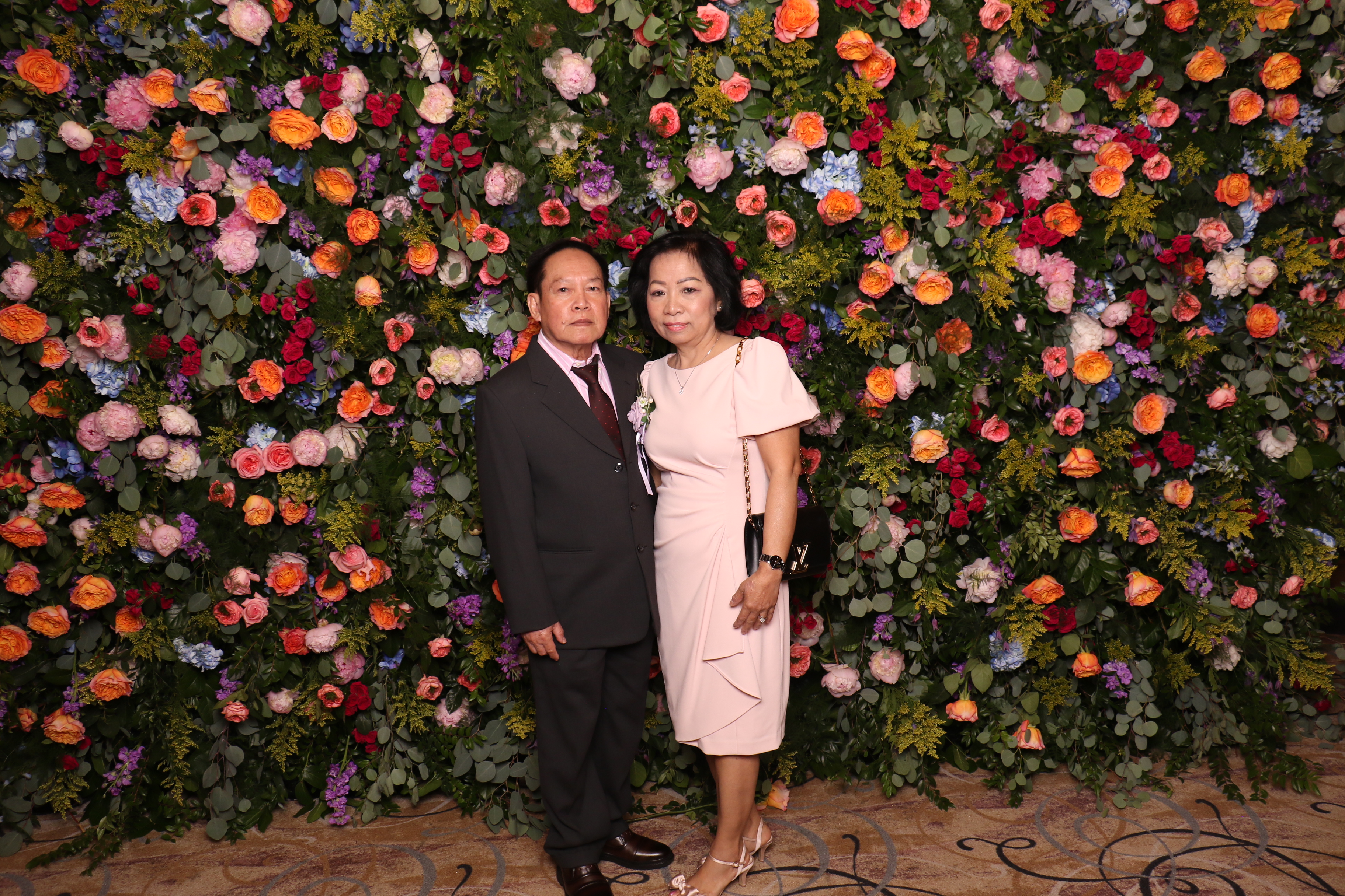 Linda & Tuan | View more photos from the event at gallery.photoboothcincy.com/u/PhotoBoothCincy/Linda-Tuan
