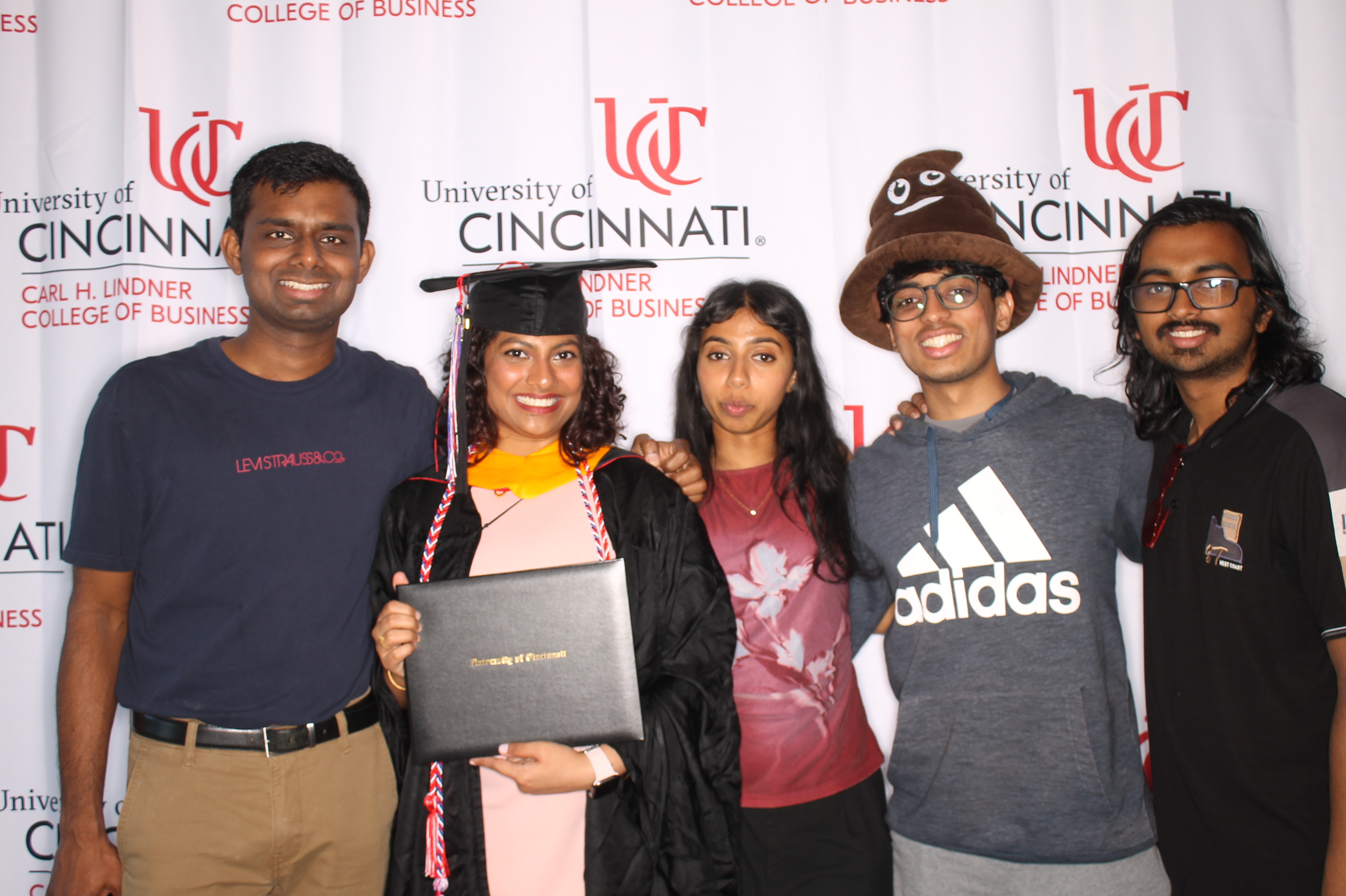 Linder College of Business Open House | View more photos from the event at gallery.photoboothcincy.com/u/PhotoBoothCincy/Linder-College-of-Business-Open-House