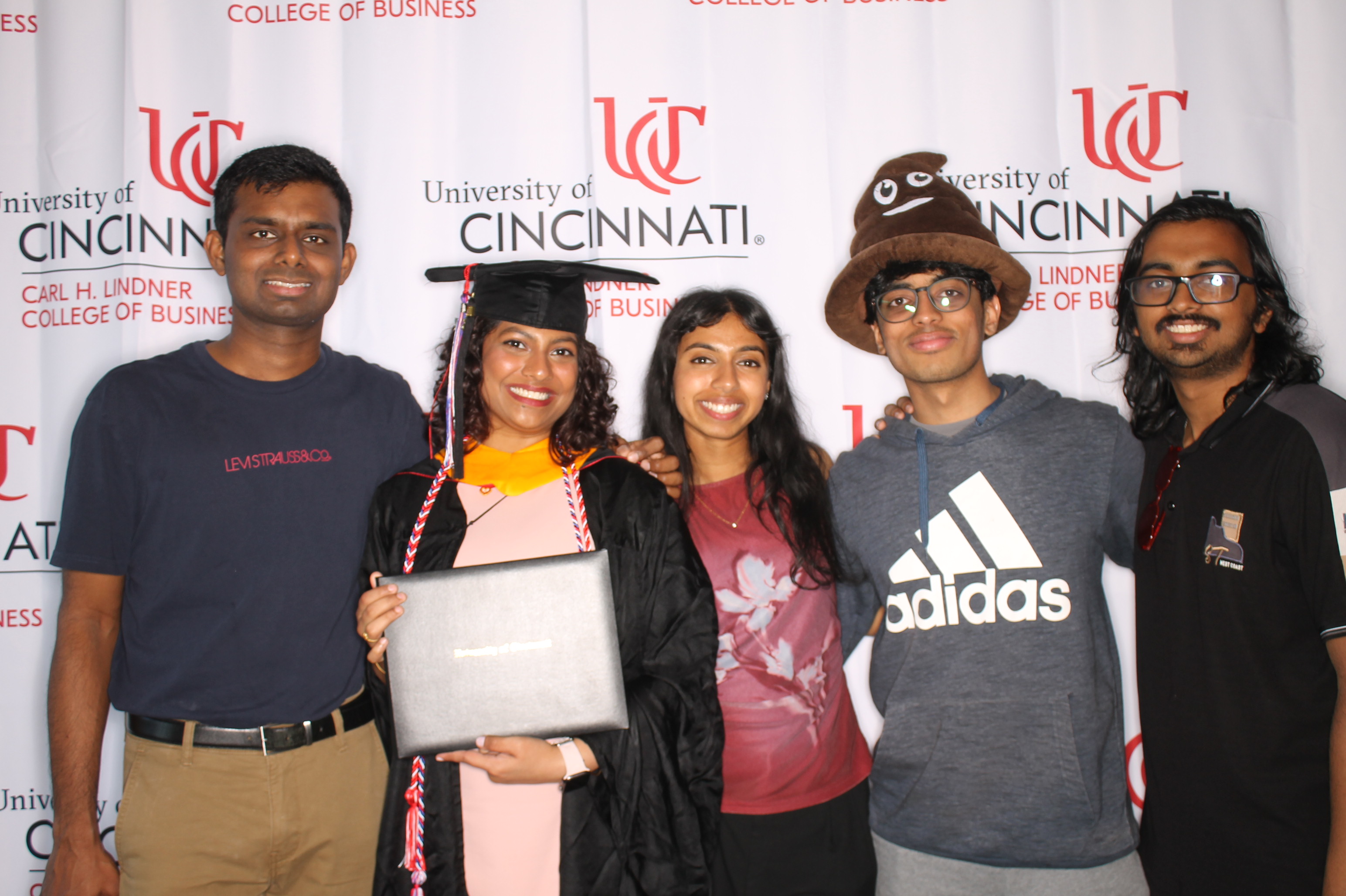 Linder College of Business Open House | View more photos from the event at gallery.photoboothcincy.com/u/PhotoBoothCincy/Linder-College-of-Business-Open-House