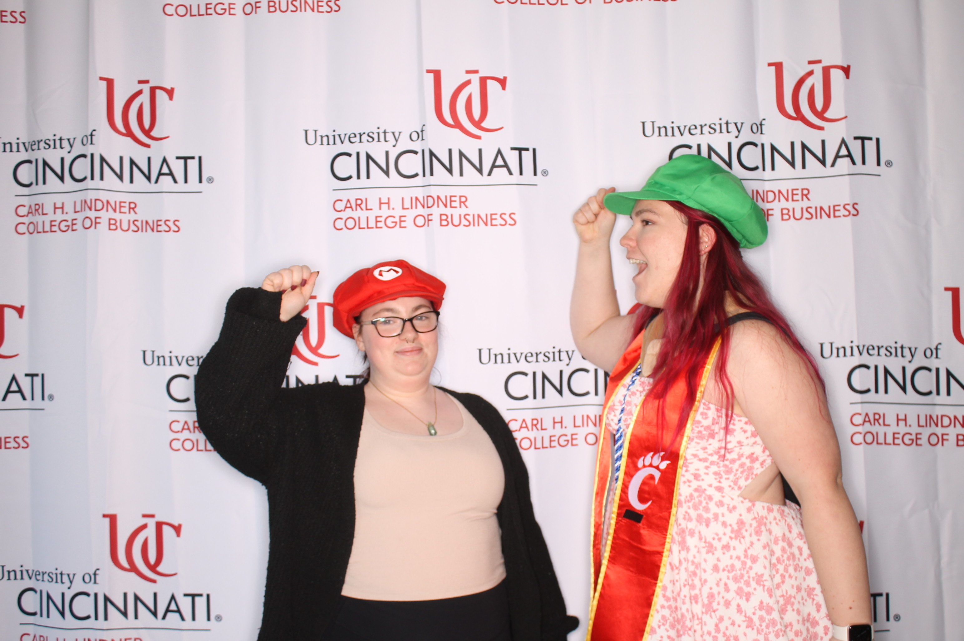 Linder College of Business Open House | View more photos from the event at gallery.photoboothcincy.com/u/PhotoBoothCincy/Linder-College-of-Business-Open-House