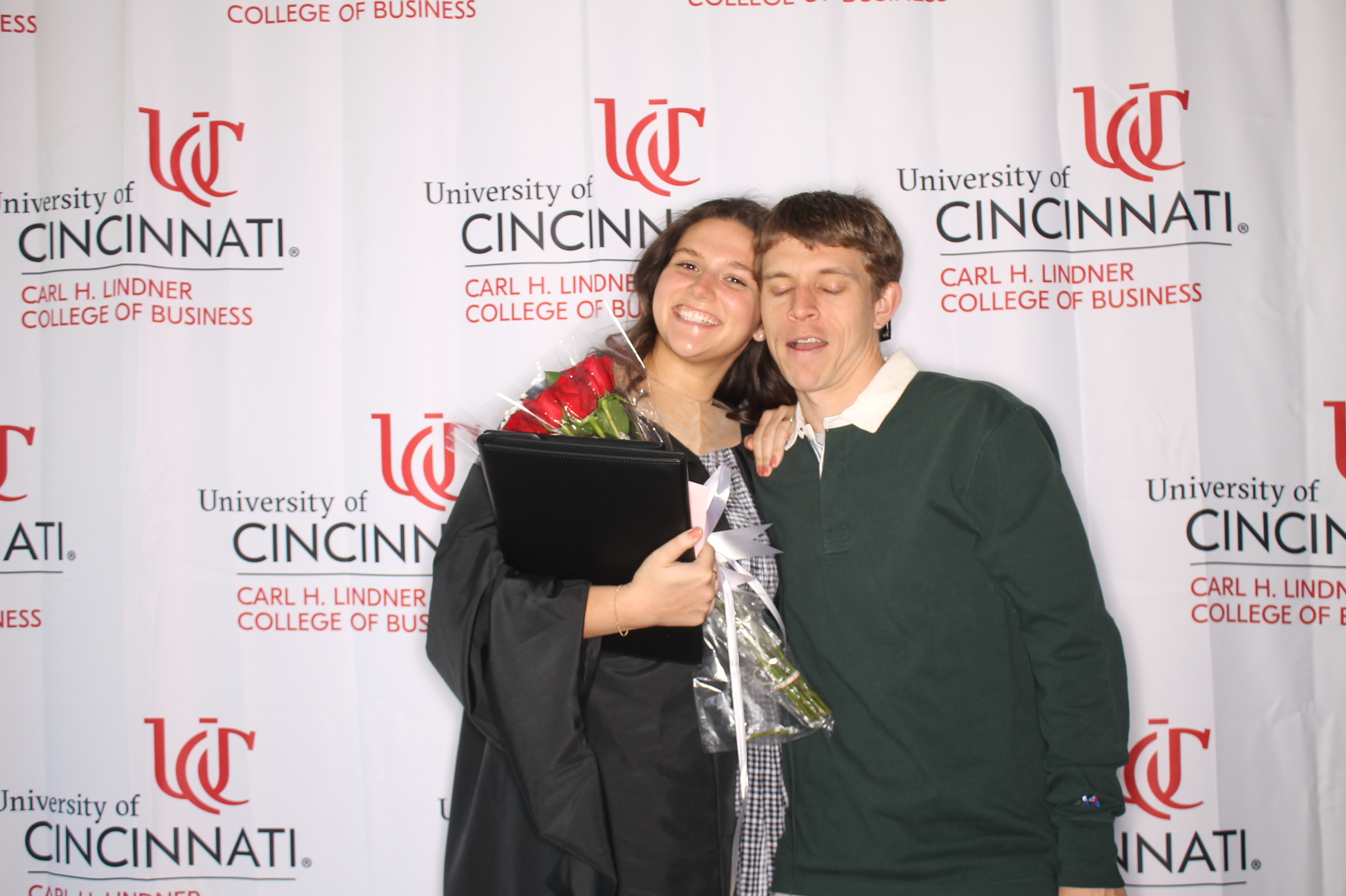 Linder College of Business Open House | View more photos from the event at gallery.photoboothcincy.com/u/PhotoBoothCincy/Linder-College-of-Business-Open-House