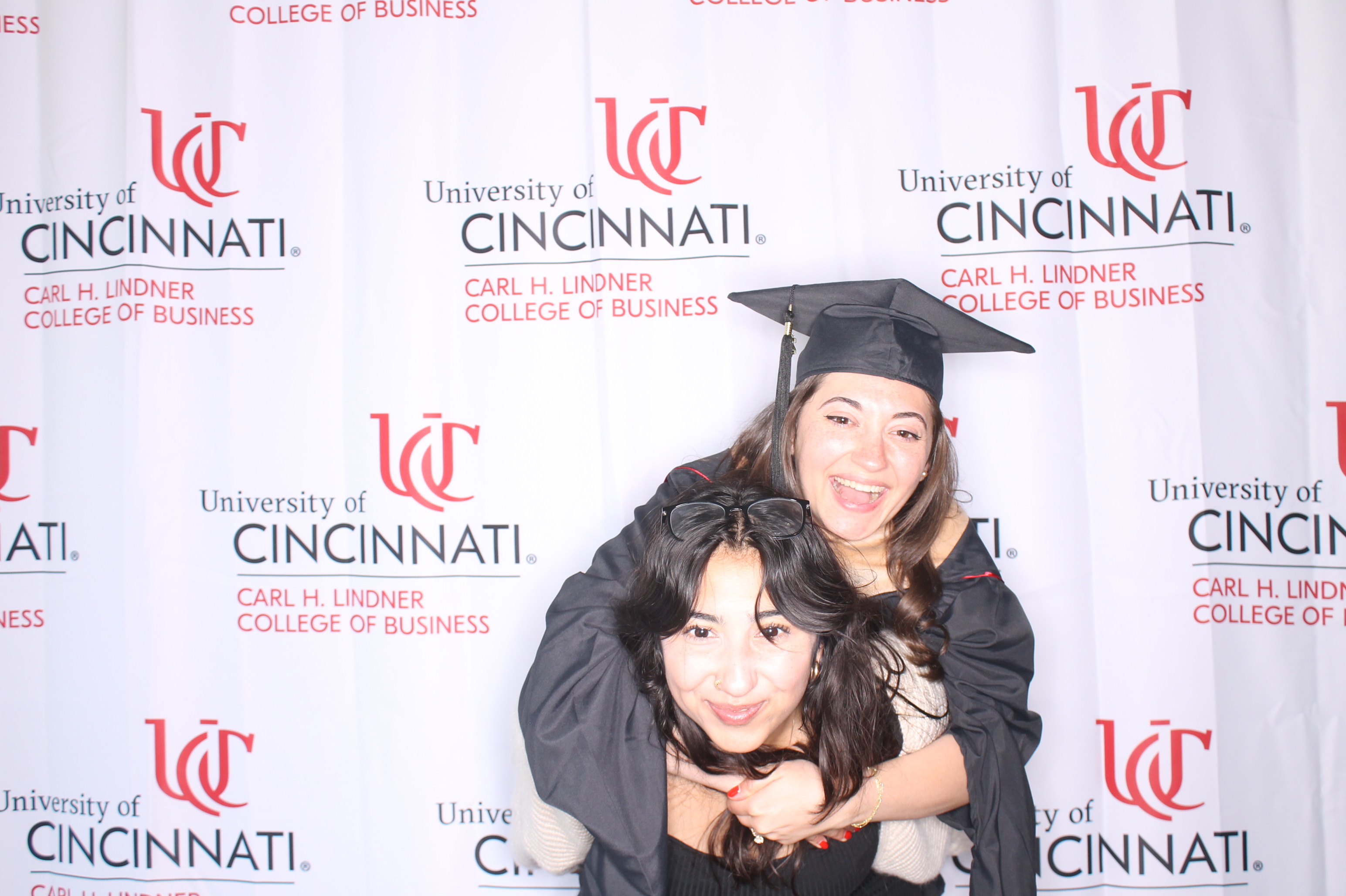 Linder College of Business Open House | View more photos from the event at gallery.photoboothcincy.com/u/PhotoBoothCincy/Linder-College-of-Business-Open-House