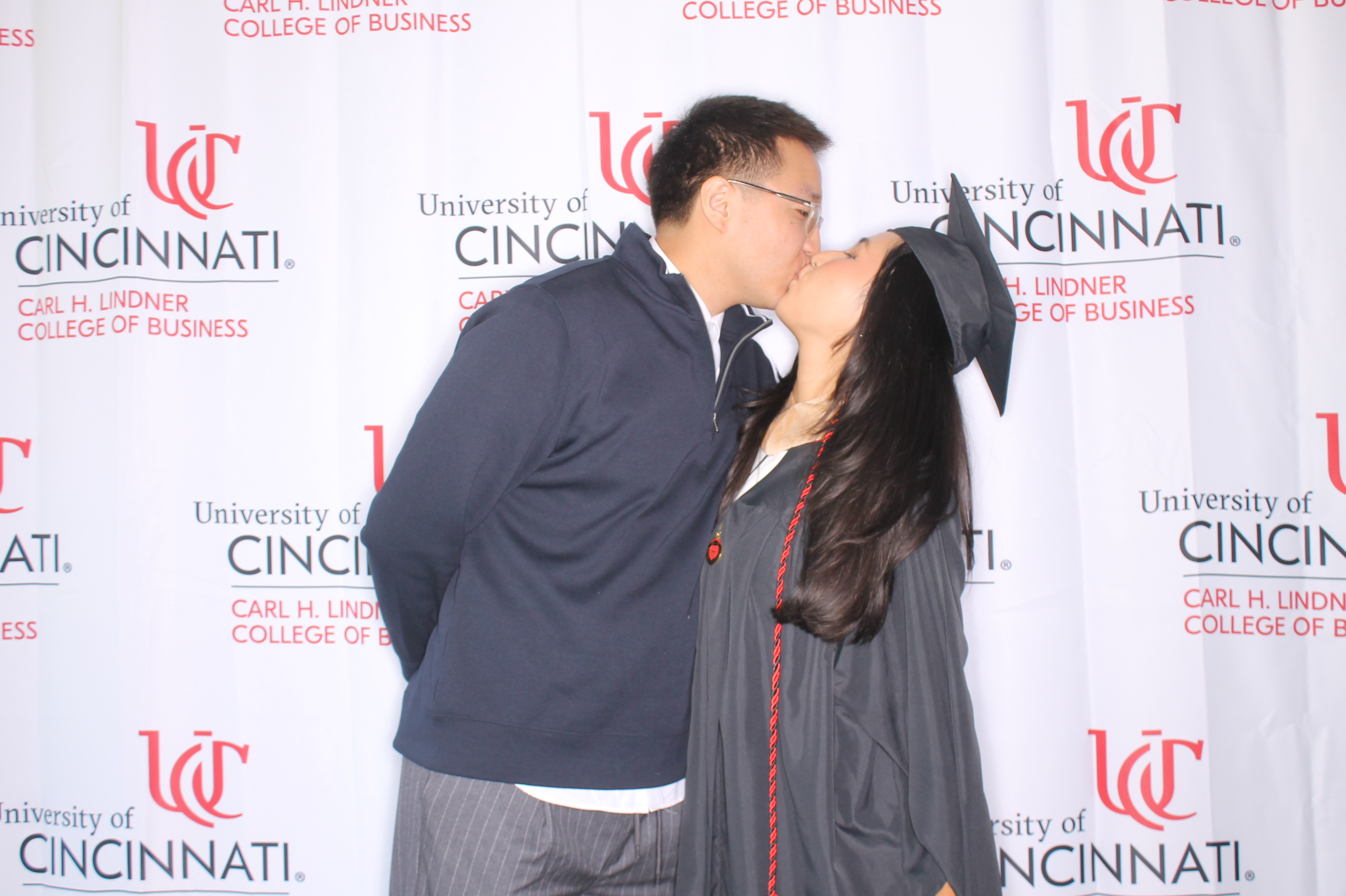Linder College of Business Open House | View more photos from the event at gallery.photoboothcincy.com/u/PhotoBoothCincy/Linder-College-of-Business-Open-House