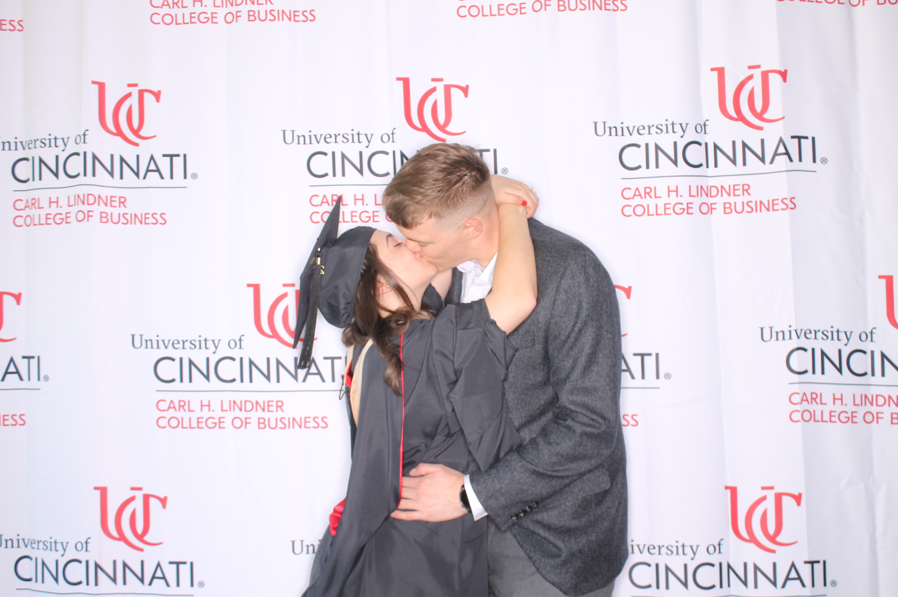 Linder College of Business Open House | View more photos from the event at gallery.photoboothcincy.com/u/PhotoBoothCincy/Linder-College-of-Business-Open-House
