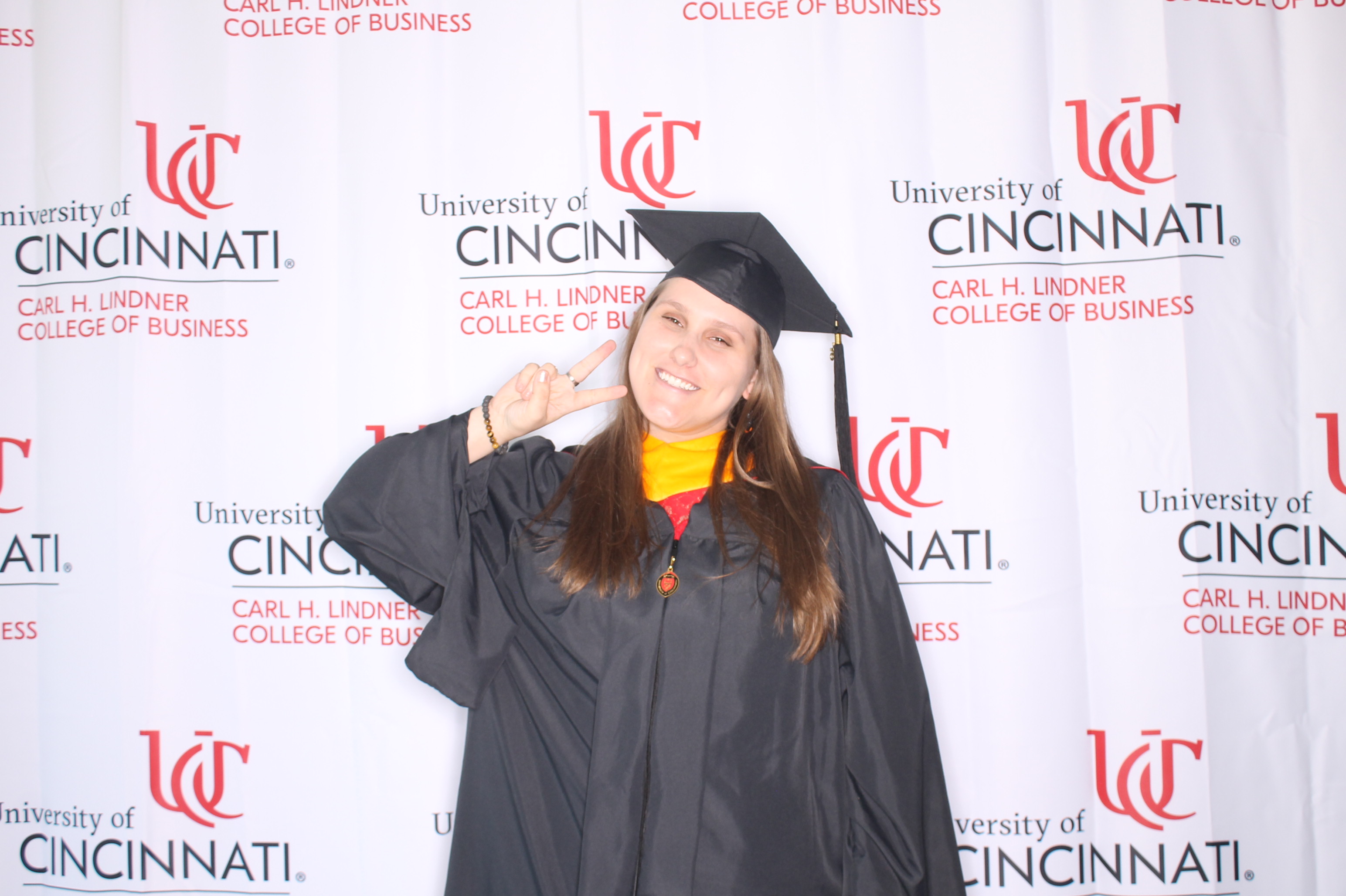 Linder College of Business Open House | View more photos from the event at gallery.photoboothcincy.com/u/PhotoBoothCincy/Linder-College-of-Business-Open-House