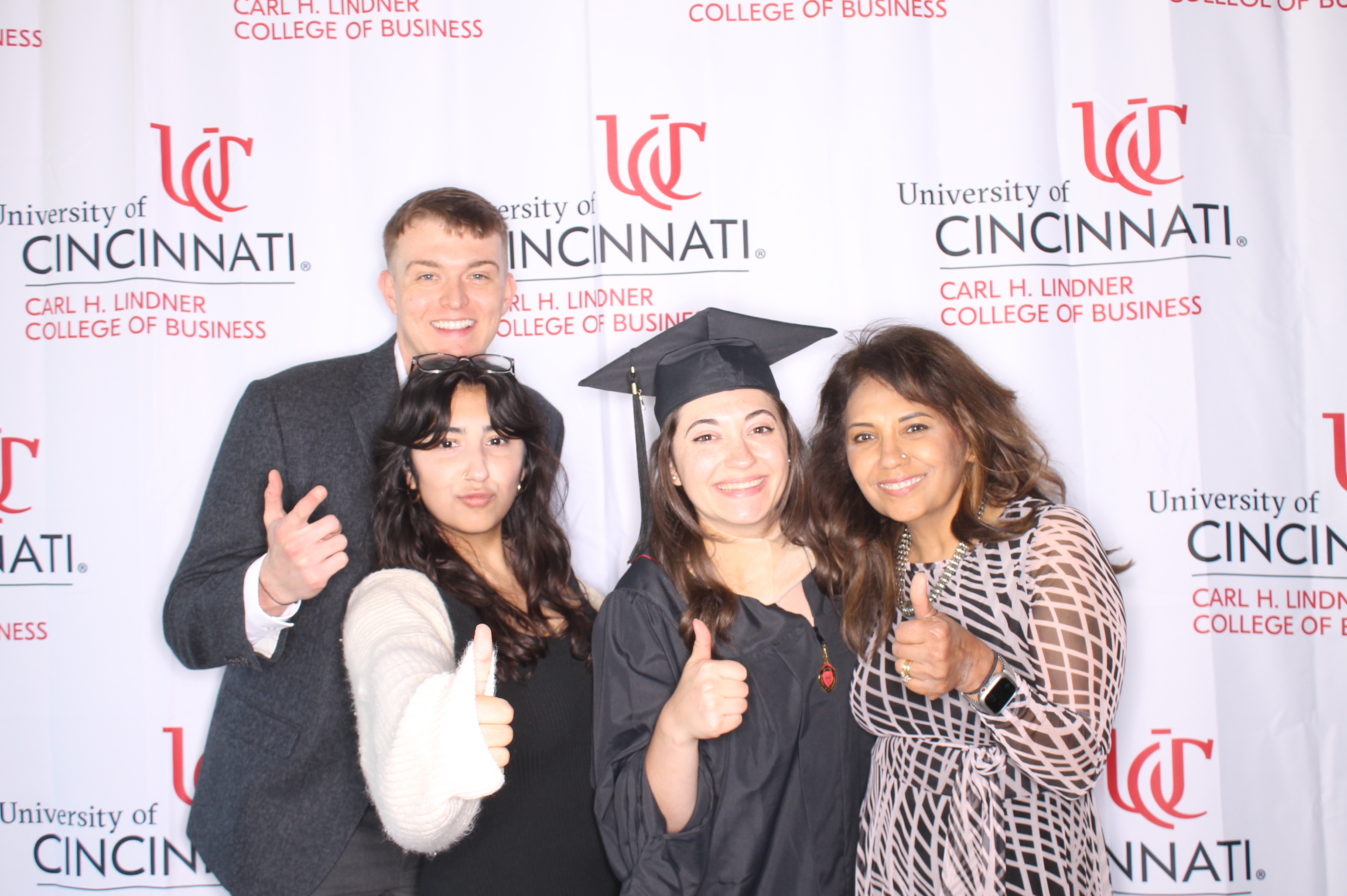 Linder College of Business Open House | View more photos from the event at gallery.photoboothcincy.com/u/PhotoBoothCincy/Linder-College-of-Business-Open-House