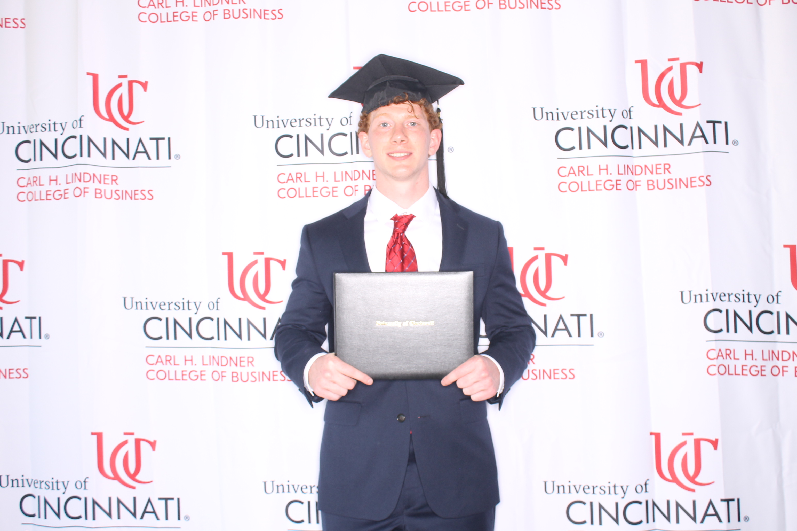 Linder College of Business Open House | View more photos from the event at gallery.photoboothcincy.com/u/PhotoBoothCincy/Linder-College-of-Business-Open-House