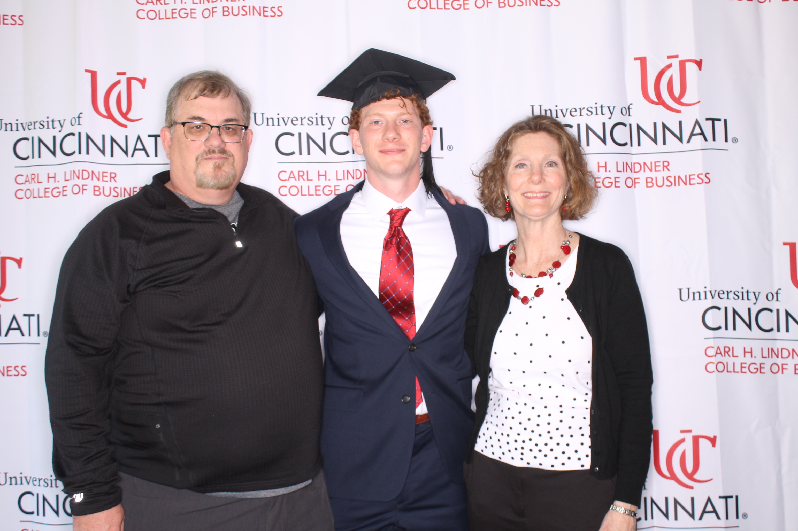 Linder College of Business Open House | View more photos from the event at gallery.photoboothcincy.com/u/PhotoBoothCincy/Linder-College-of-Business-Open-House