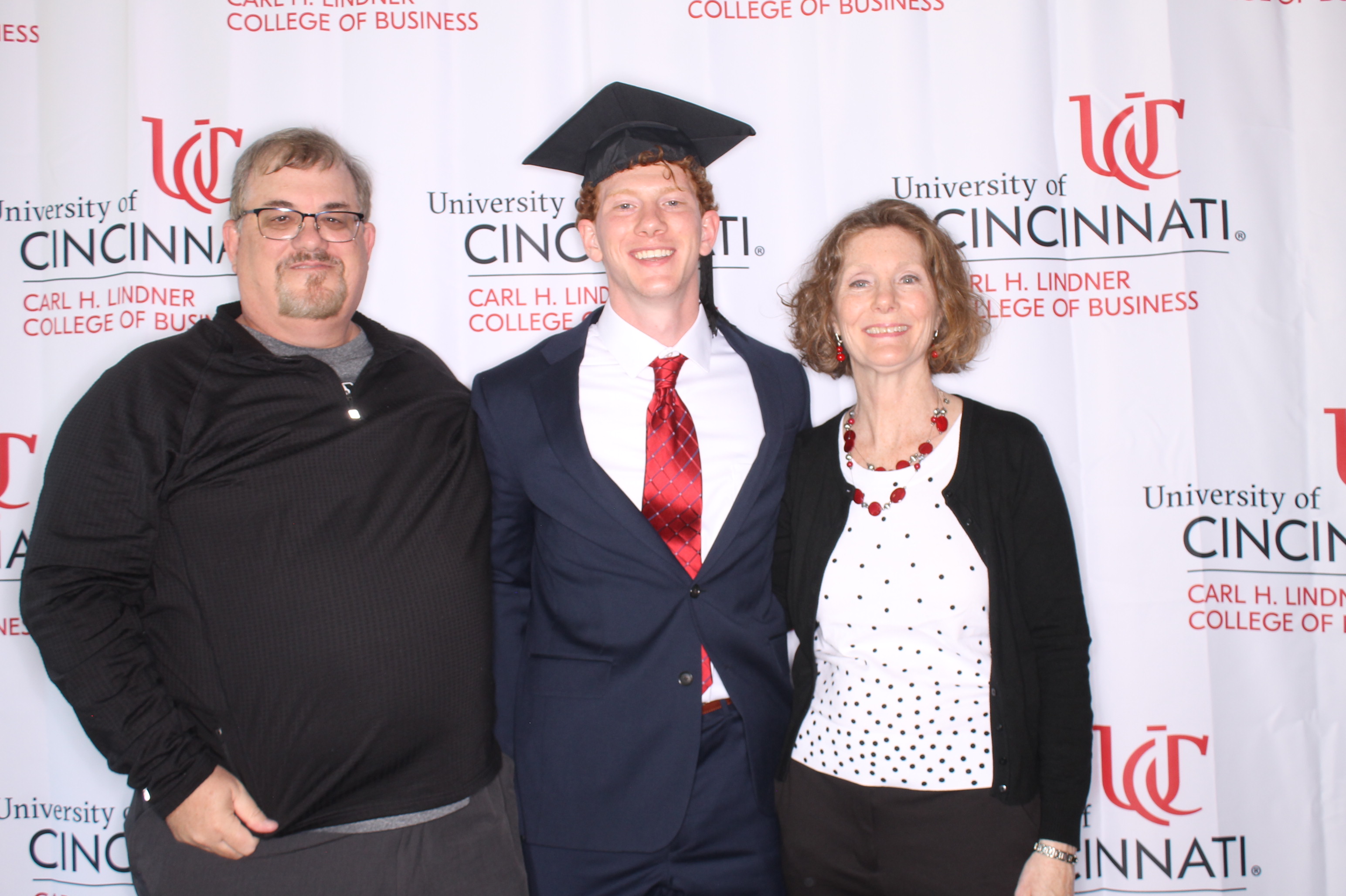 Linder College of Business Open House | View more photos from the event at gallery.photoboothcincy.com/u/PhotoBoothCincy/Linder-College-of-Business-Open-House