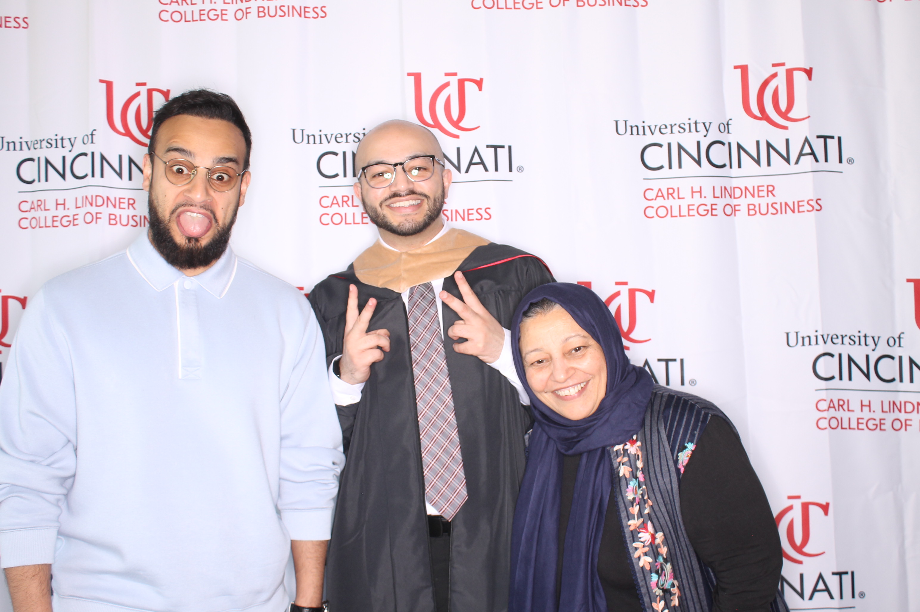 Linder College of Business Open House | View more photos from the event at gallery.photoboothcincy.com/u/PhotoBoothCincy/Linder-College-of-Business-Open-House