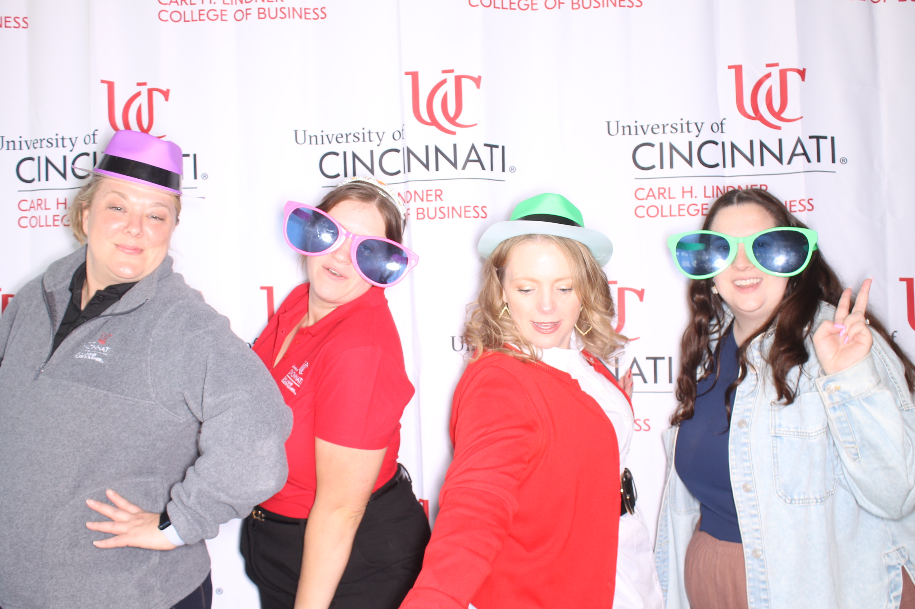 Linder College of Business Open House | View more photos from the event at gallery.photoboothcincy.com/u/PhotoBoothCincy/Linder-College-of-Business-Open-House