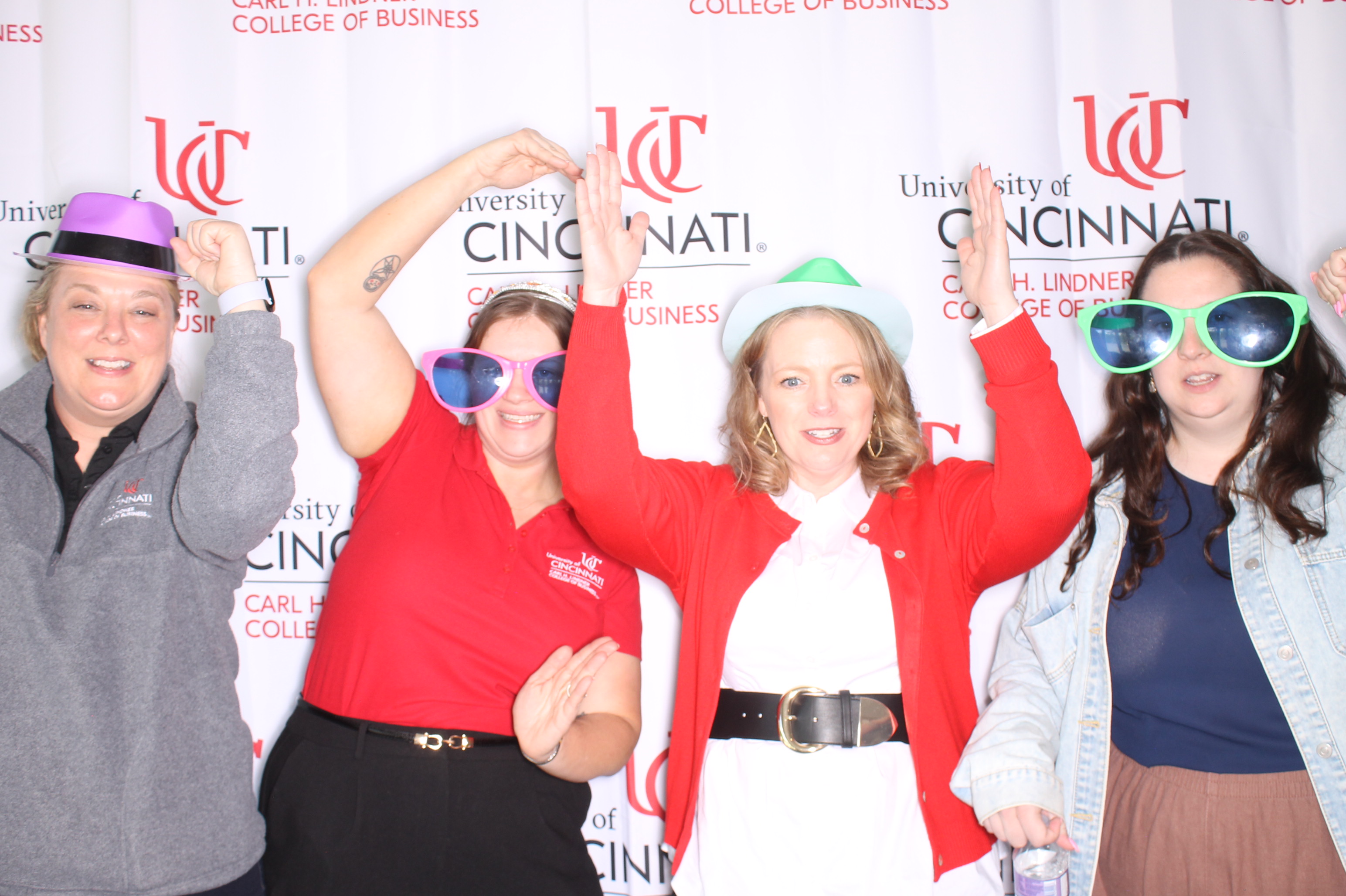 Linder College of Business Open House | View more photos from the event at gallery.photoboothcincy.com/u/PhotoBoothCincy/Linder-College-of-Business-Open-House