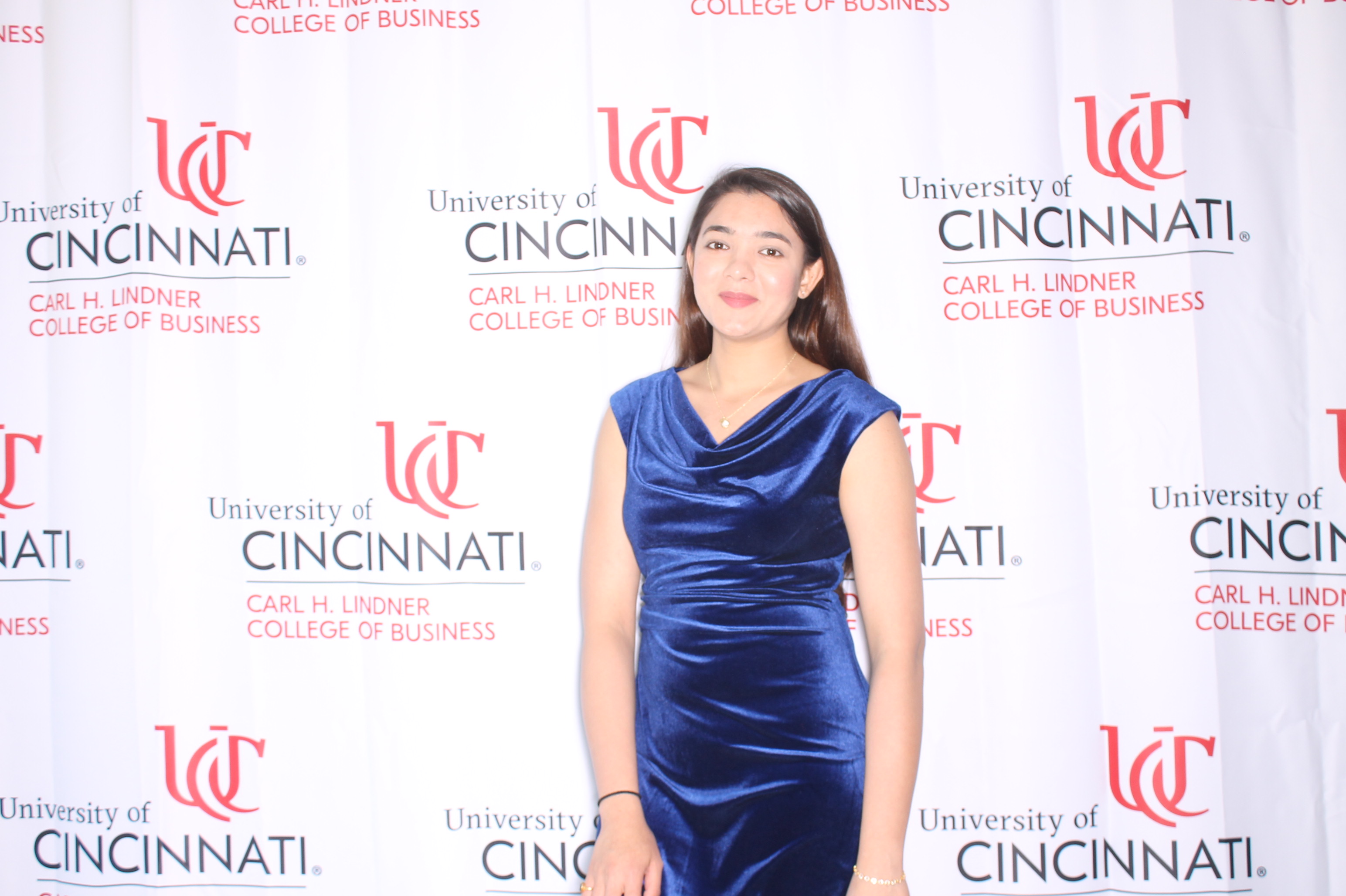 Linder College of Business Open House | View more photos from the event at gallery.photoboothcincy.com/u/PhotoBoothCincy/Linder-College-of-Business-Open-House