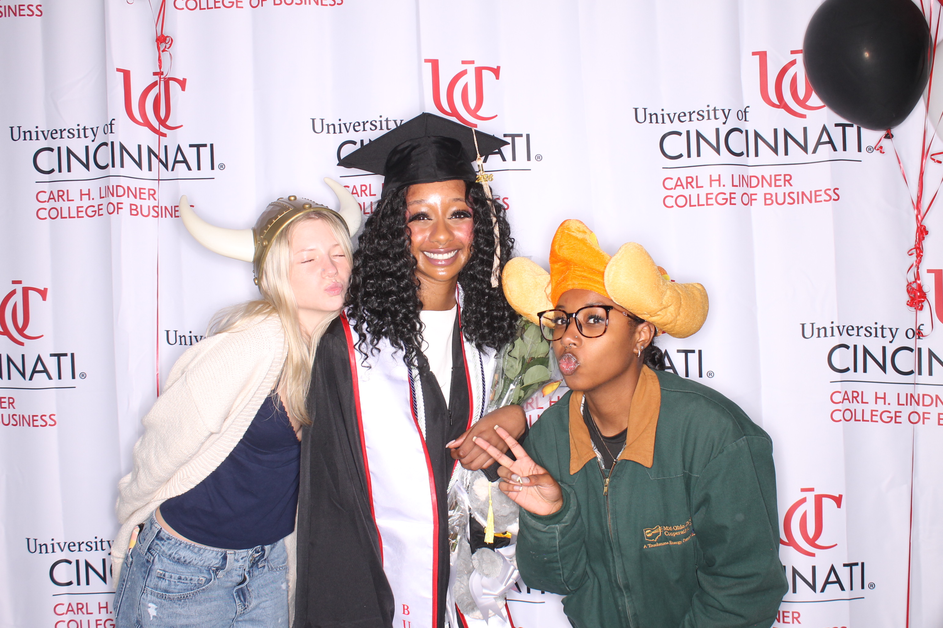  Linder College of Business Open House | View more photos from the event at gallery.photoboothcincy.com/u/PhotoBoothCincy/Linder-College-of-Business-Open-House-0