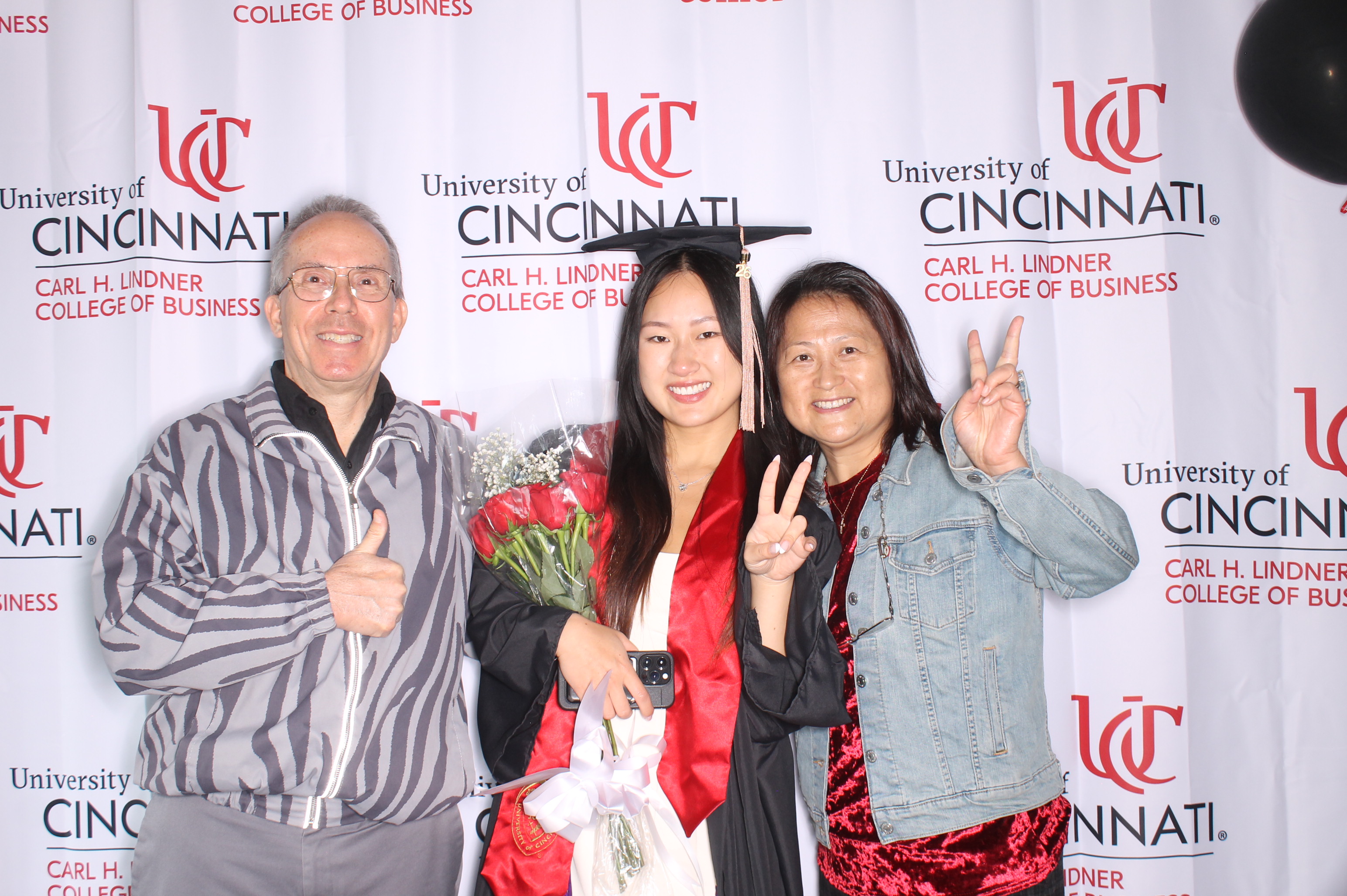  Linder College of Business Open House | View more photos from the event at gallery.photoboothcincy.com/u/PhotoBoothCincy/Linder-College-of-Business-Open-House-0