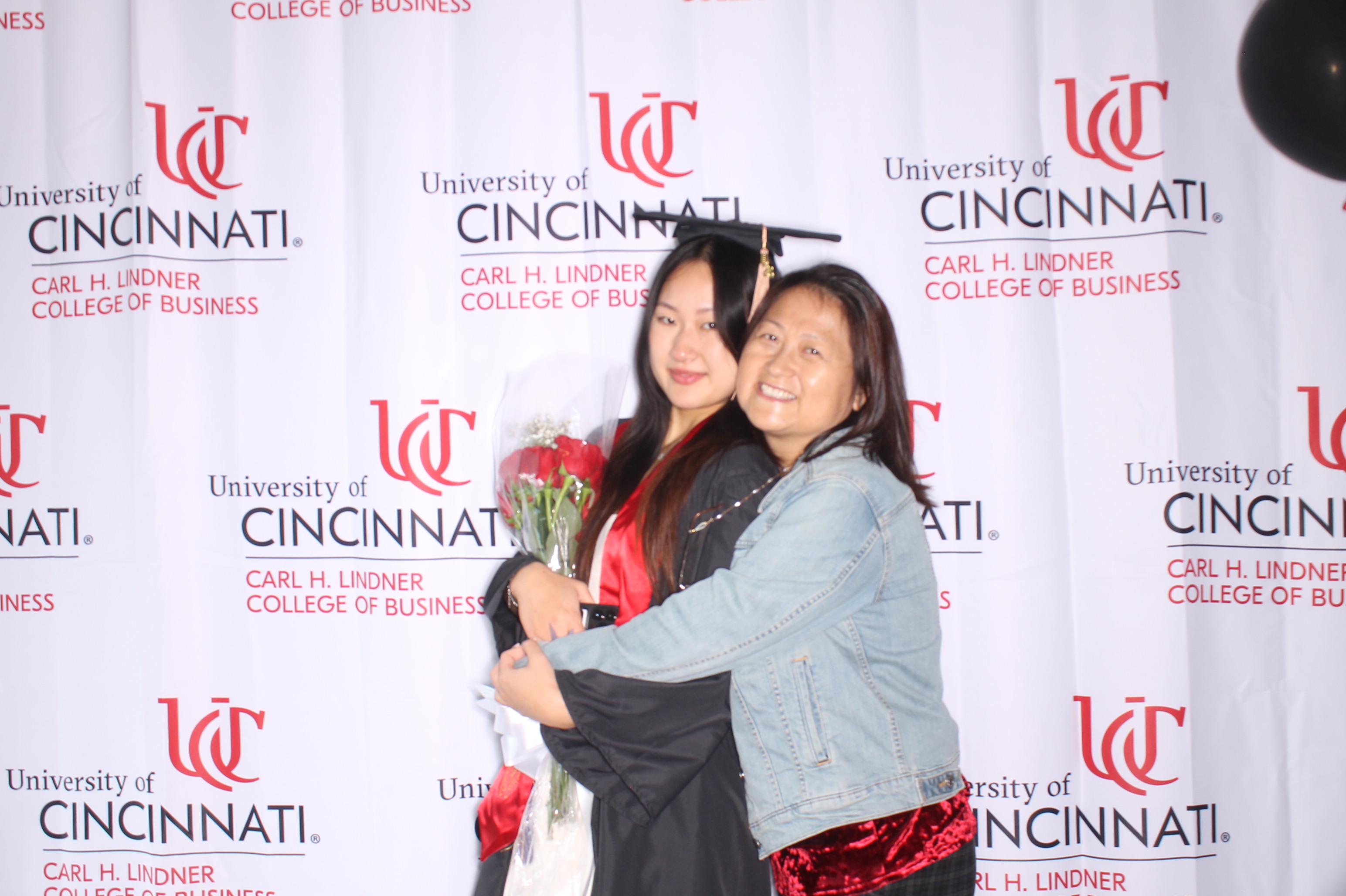  Linder College of Business Open House | View more photos from the event at gallery.photoboothcincy.com/u/PhotoBoothCincy/Linder-College-of-Business-Open-House-0