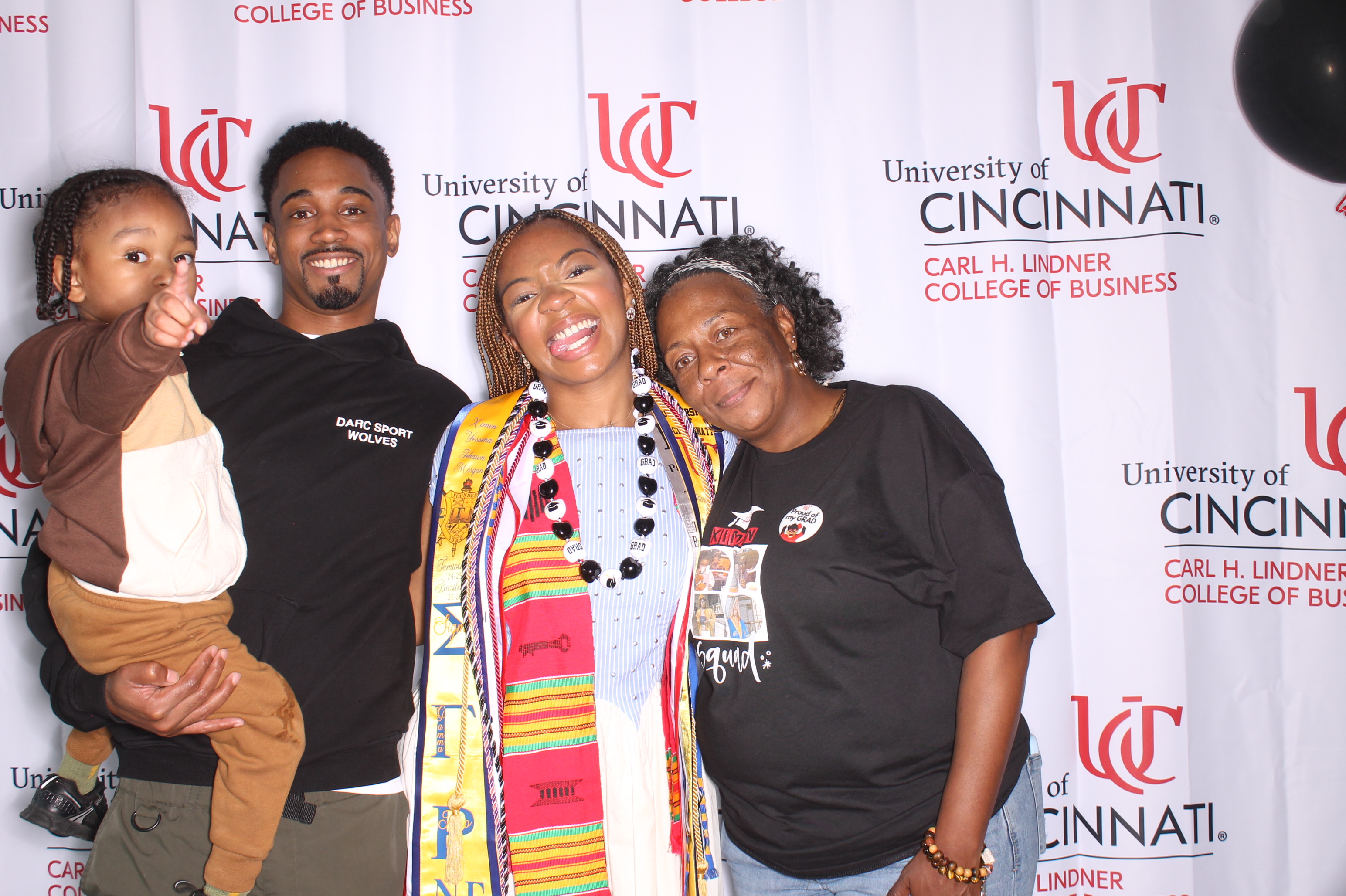  Linder College of Business Open House | View more photos from the event at gallery.photoboothcincy.com/u/PhotoBoothCincy/Linder-College-of-Business-Open-House-0