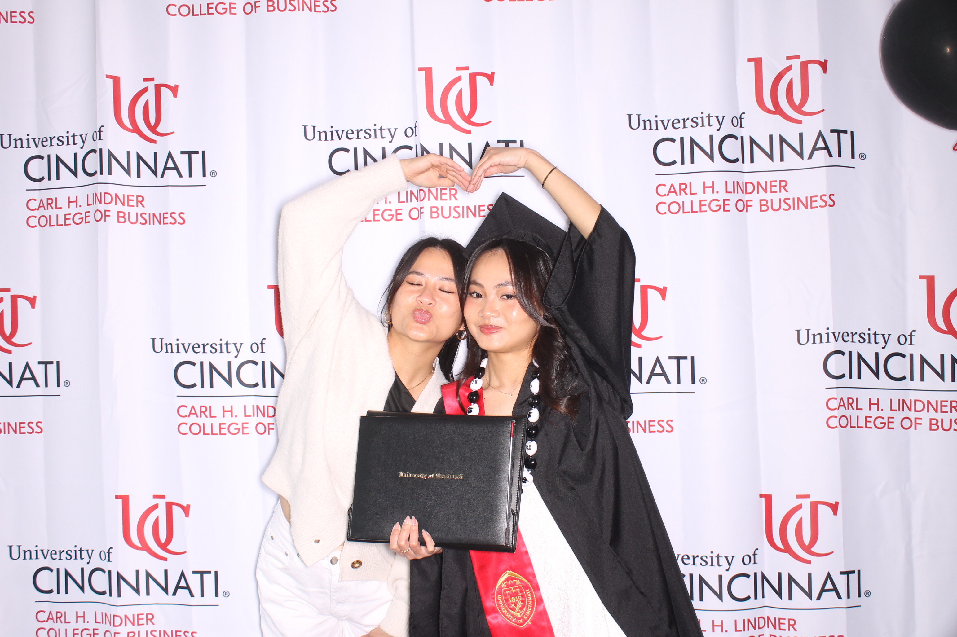  Linder College of Business Open House | View more photos from the event at gallery.photoboothcincy.com/u/PhotoBoothCincy/Linder-College-of-Business-Open-House-0