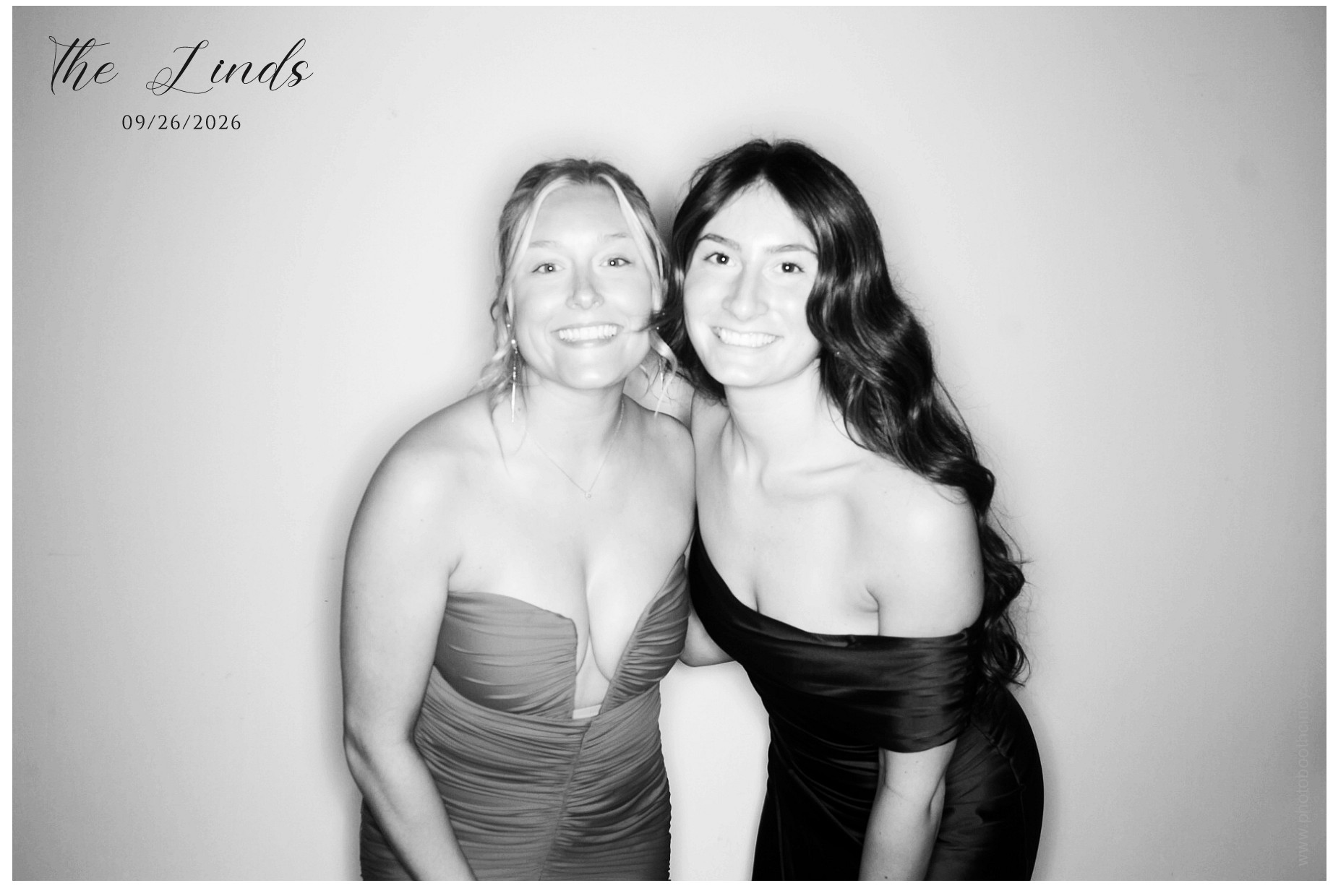 Linds Reception | View more photos from the event at gallery.photoboothcincy.com/u/PhotoBoothCincy/Linds-Reception