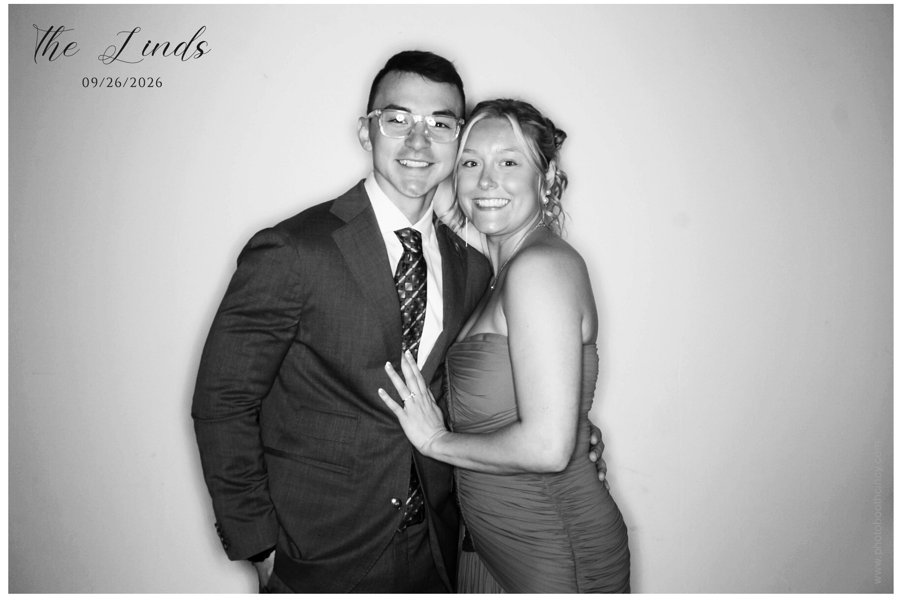 Linds Reception | View more photos from the event at gallery.photoboothcincy.com/u/PhotoBoothCincy/Linds-Reception