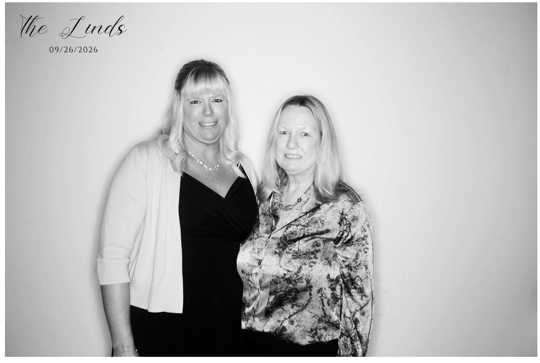 Linds Reception | View more photos from the event at gallery.photoboothcincy.com/u/PhotoBoothCincy/Linds-Reception