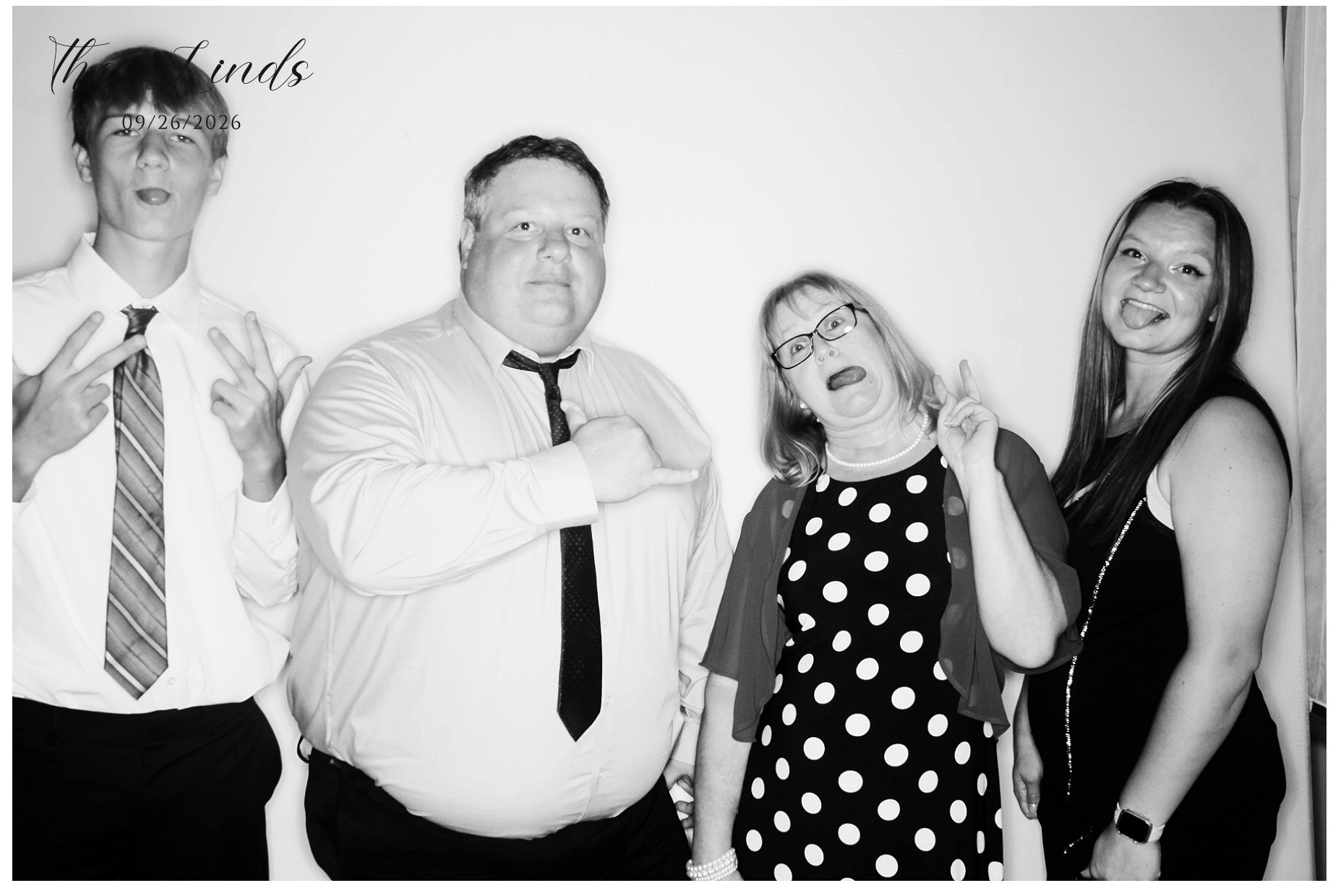 Linds Reception | View more photos from the event at gallery.photoboothcincy.com/u/PhotoBoothCincy/Linds-Reception