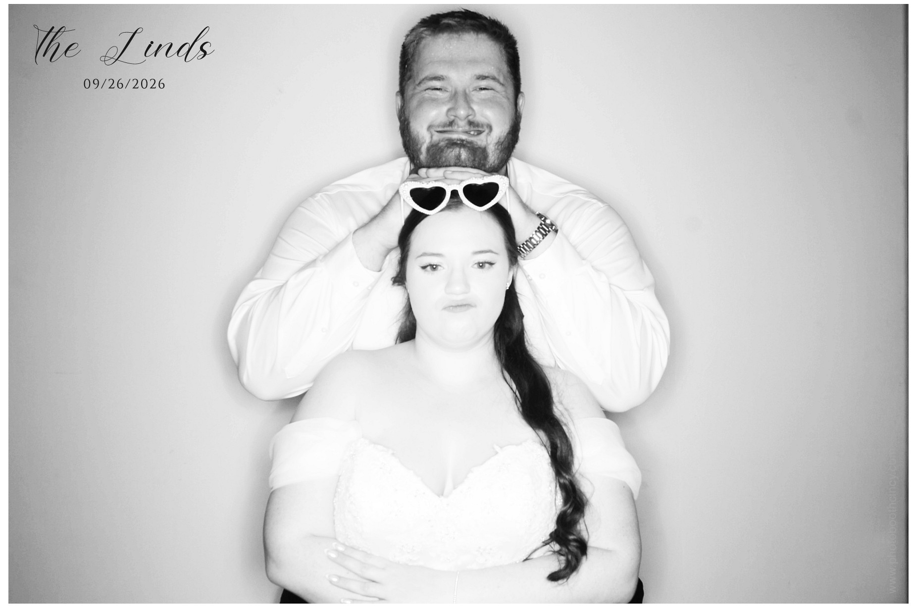 Linds Reception | View more photos from the event at gallery.photoboothcincy.com/u/PhotoBoothCincy/Linds-Reception