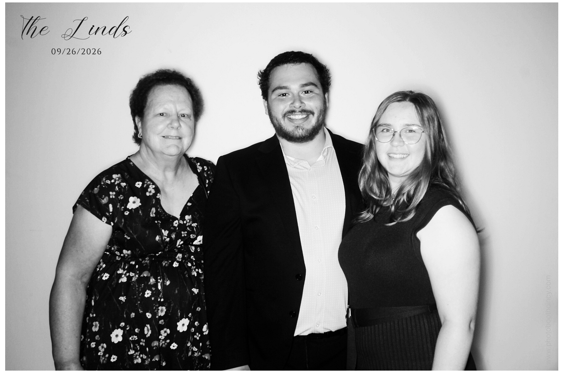 Linds Reception | View more photos from the event at gallery.photoboothcincy.com/u/PhotoBoothCincy/Linds-Reception