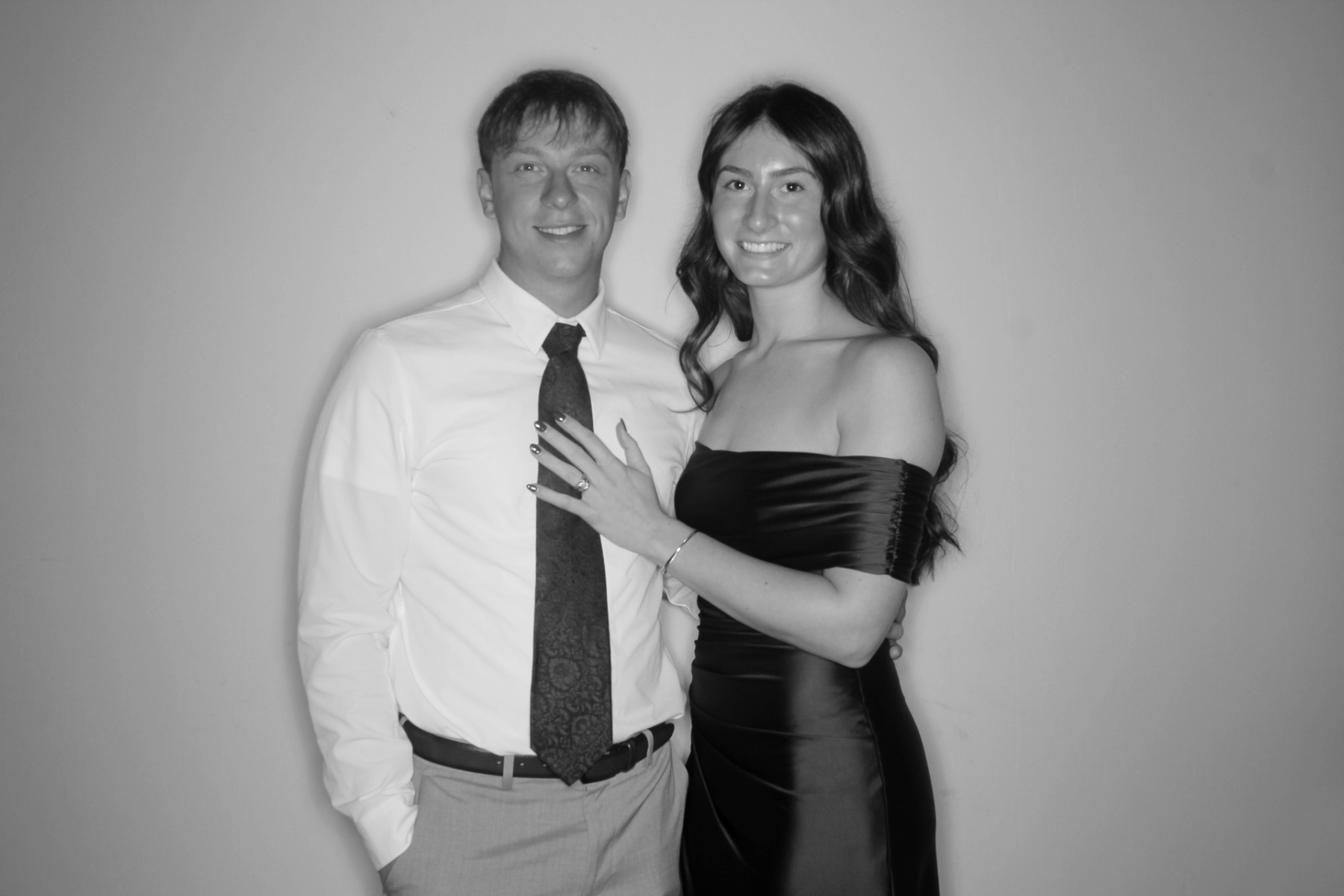 Linds Reception | View more photos from the event at gallery.photoboothcincy.com/u/PhotoBoothCincy/Linds-Reception