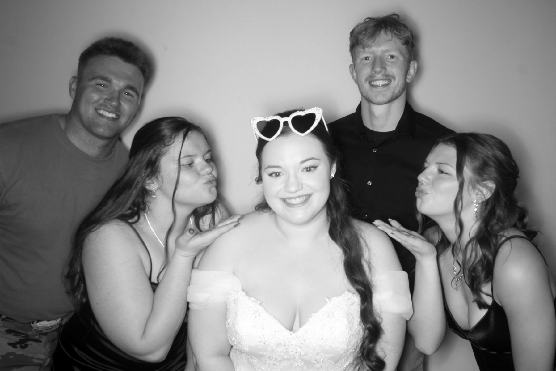 Linds Reception | View more photos from the event at gallery.photoboothcincy.com/u/PhotoBoothCincy/Linds-Reception
