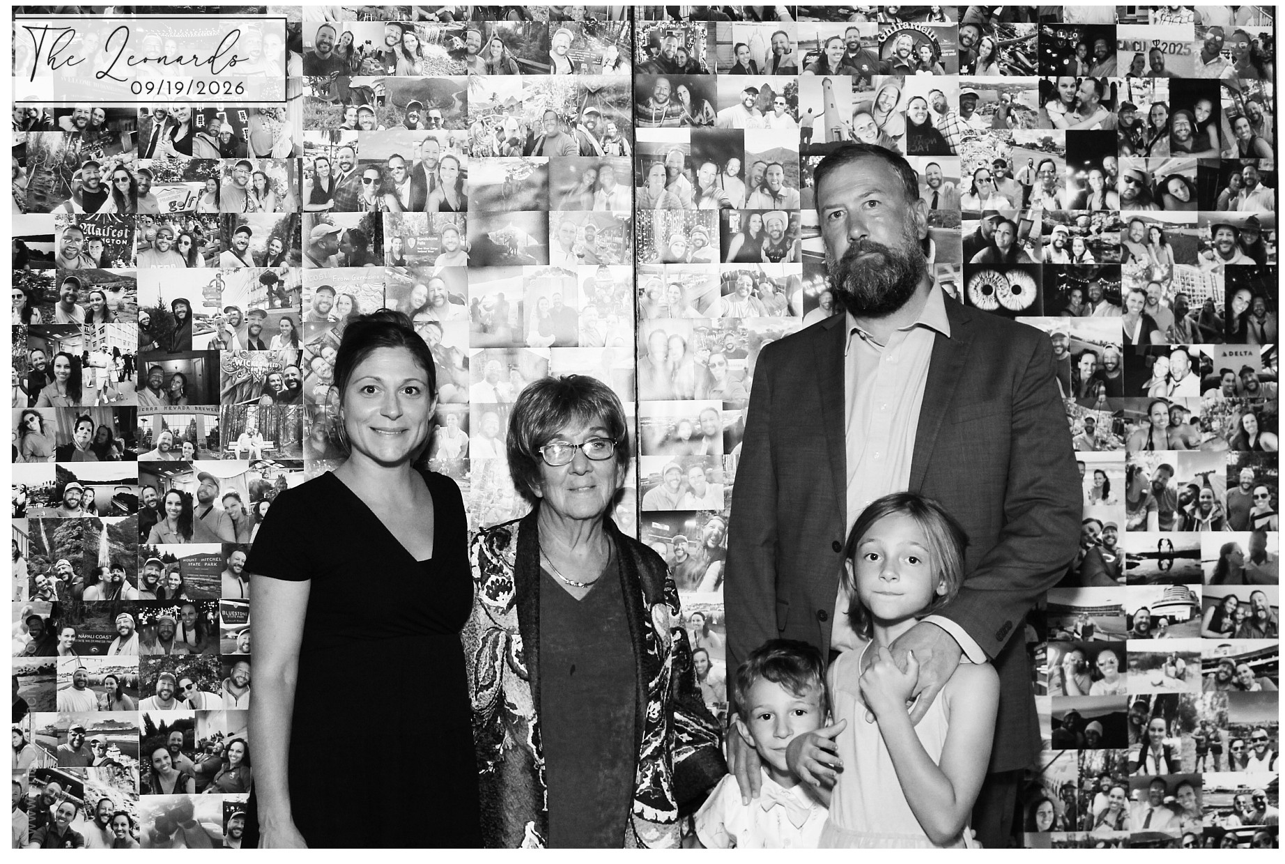 Lindsey & Travis | View more photos from the event at gallery.photoboothcincy.com/u/PhotoBoothCincy/Lindsey-Travis