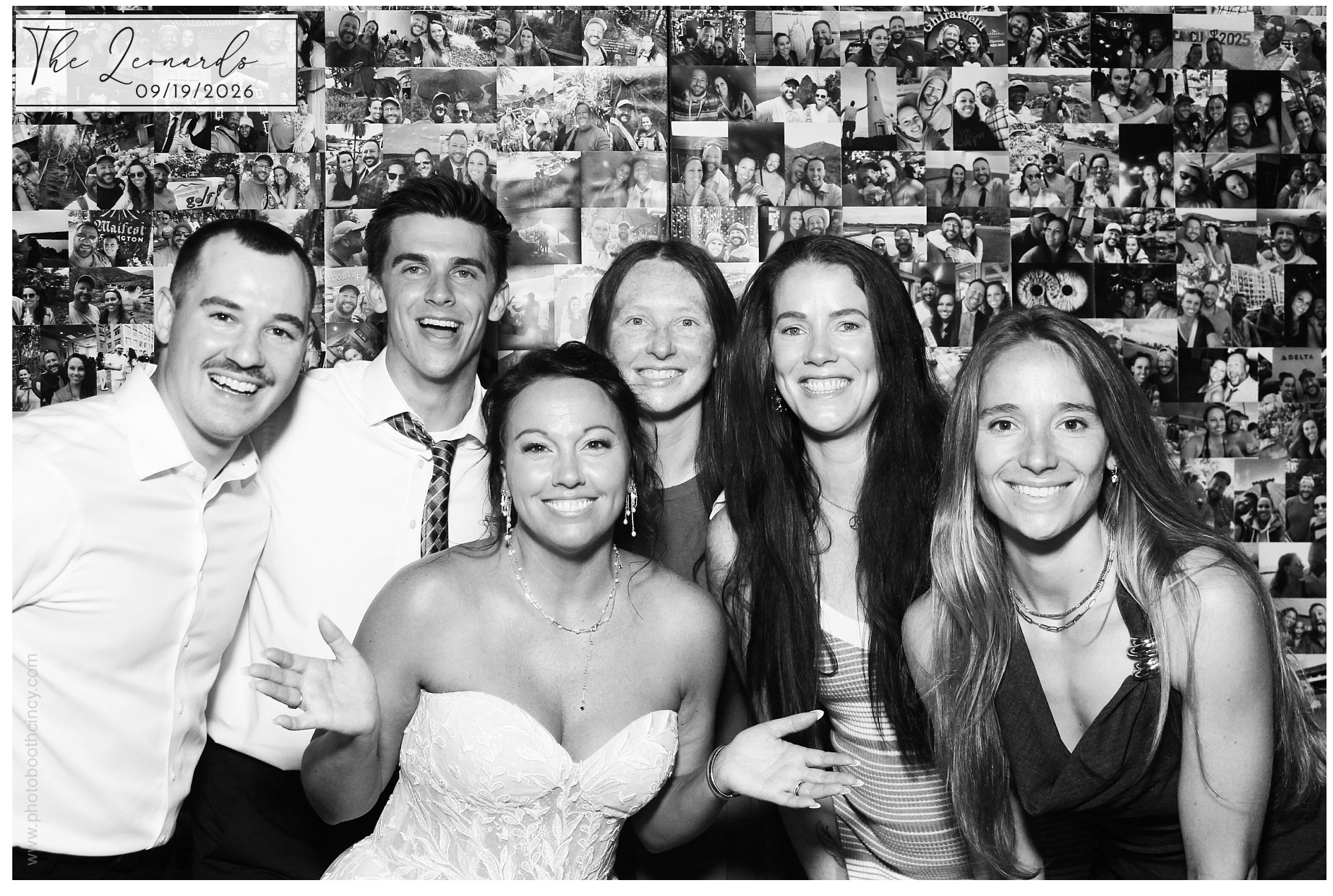 Lindsey & Travis | View more photos from the event at gallery.photoboothcincy.com/u/PhotoBoothCincy/Lindsey-Travis
