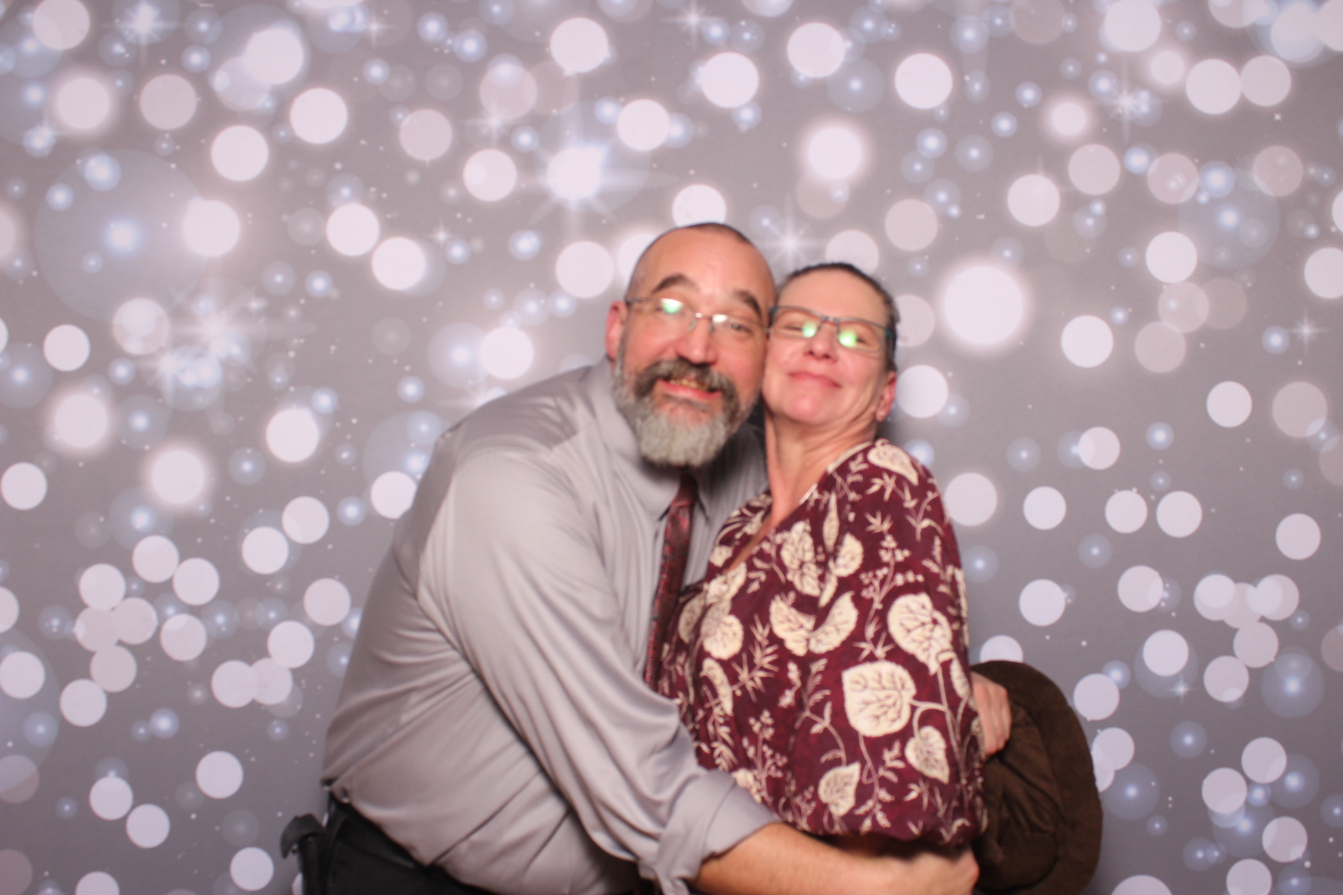 Lisa & Brett Reception | View more photos from the event at gallery.photoboothcincy.com/u/PhotoBoothCincy/Lisa-Brett-Reception