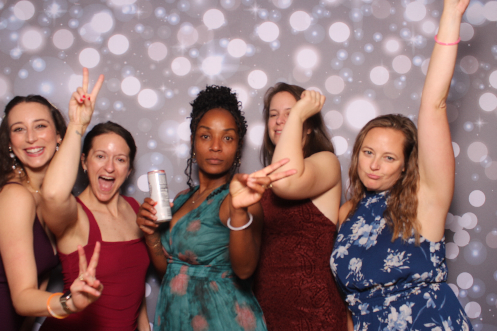 Lisa & Brett Reception | View more photos from the event at gallery.photoboothcincy.com/u/PhotoBoothCincy/Lisa-Brett-Reception