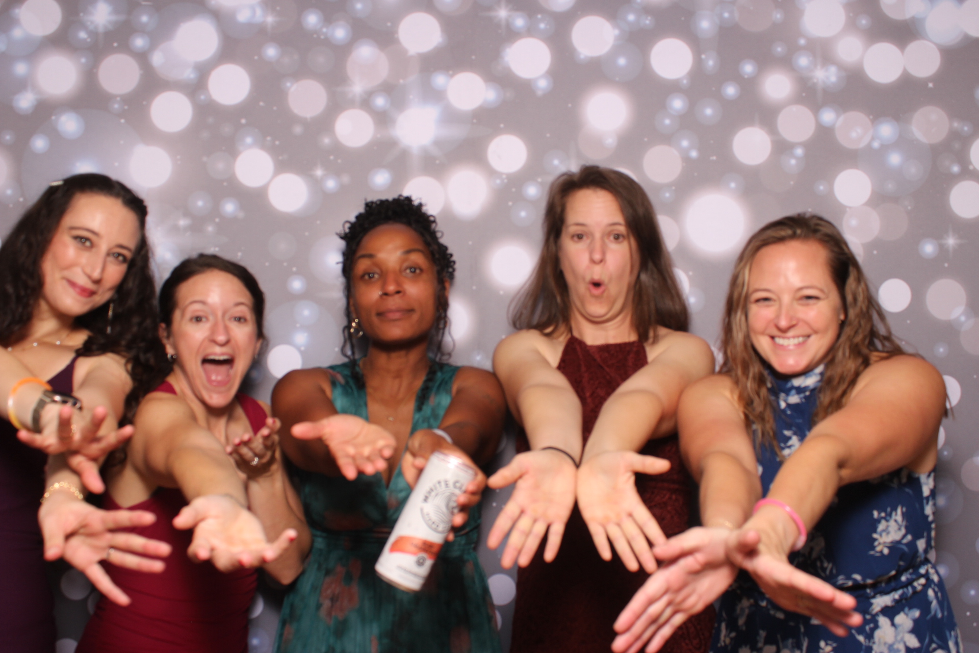 Lisa & Brett Reception | View more photos from the event at gallery.photoboothcincy.com/u/PhotoBoothCincy/Lisa-Brett-Reception
