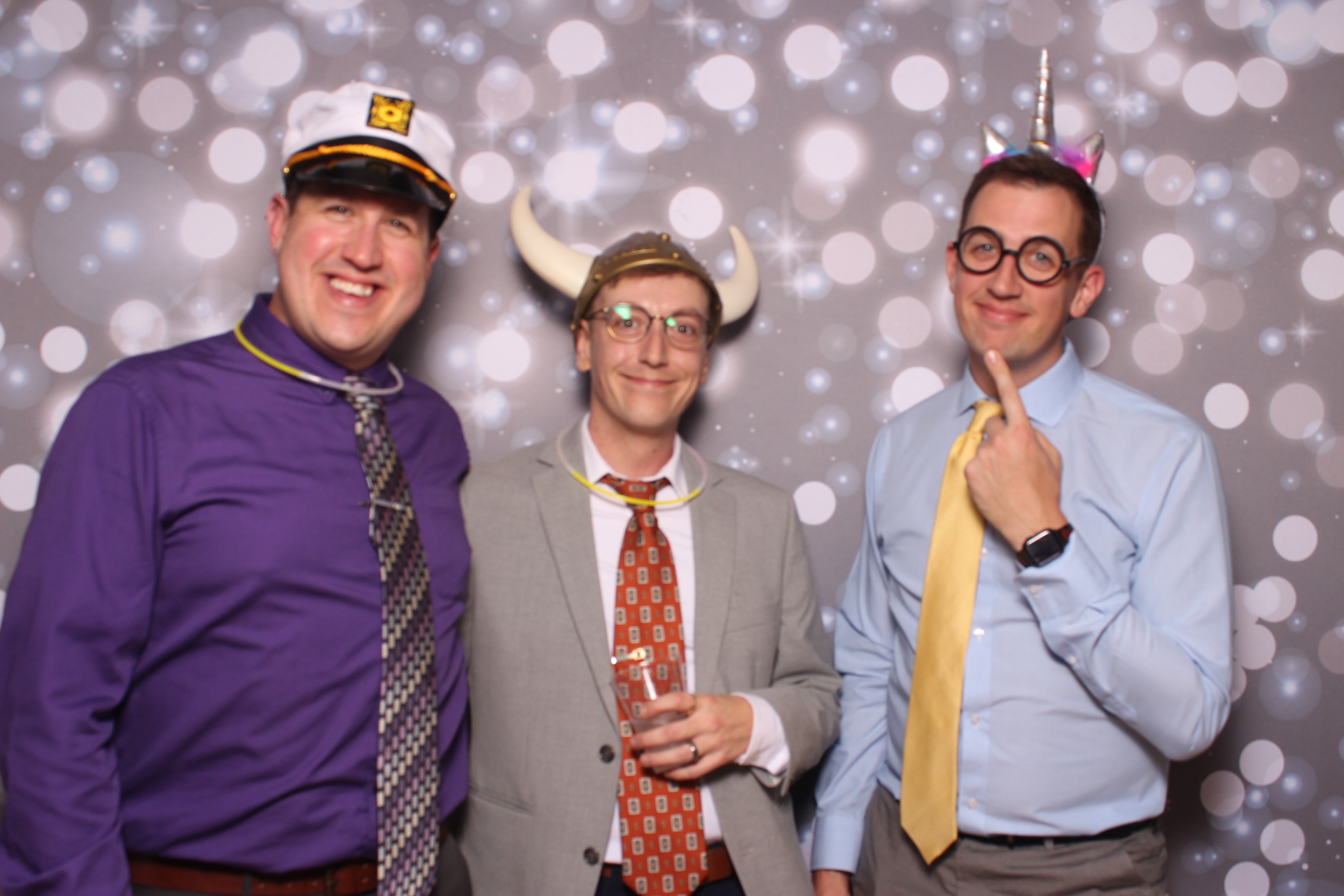 Lisa & Brett Reception | View more photos from the event at gallery.photoboothcincy.com/u/PhotoBoothCincy/Lisa-Brett-Reception