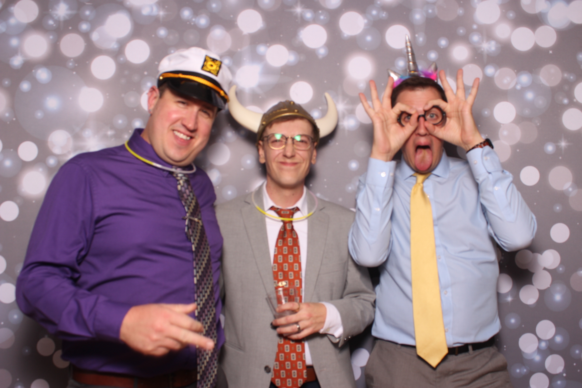 Lisa & Brett Reception | View more photos from the event at gallery.photoboothcincy.com/u/PhotoBoothCincy/Lisa-Brett-Reception