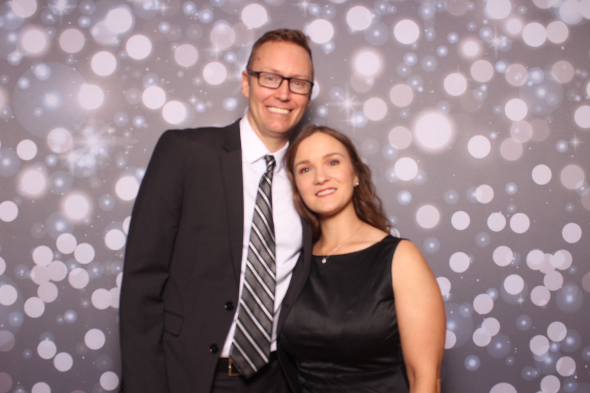 Lisa & Brett Reception | View more photos from the event at gallery.photoboothcincy.com/u/PhotoBoothCincy/Lisa-Brett-Reception