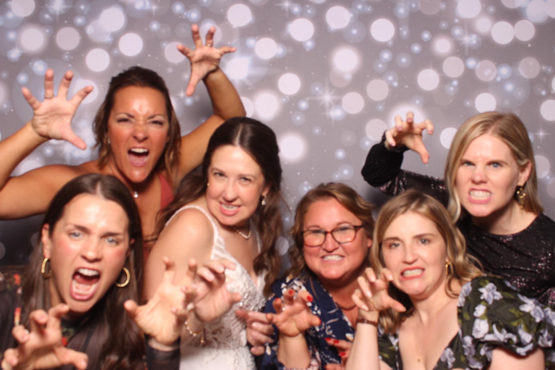 Lisa & Brett Reception | View more photos from the event at gallery.photoboothcincy.com/u/PhotoBoothCincy/Lisa-Brett-Reception