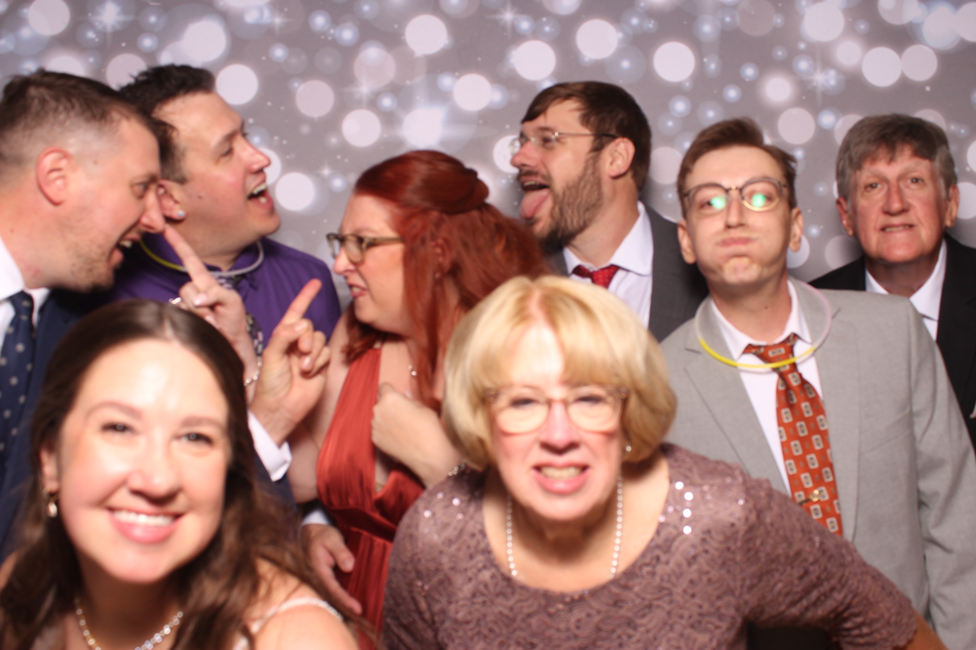 Lisa & Brett Reception | View more photos from the event at gallery.photoboothcincy.com/u/PhotoBoothCincy/Lisa-Brett-Reception
