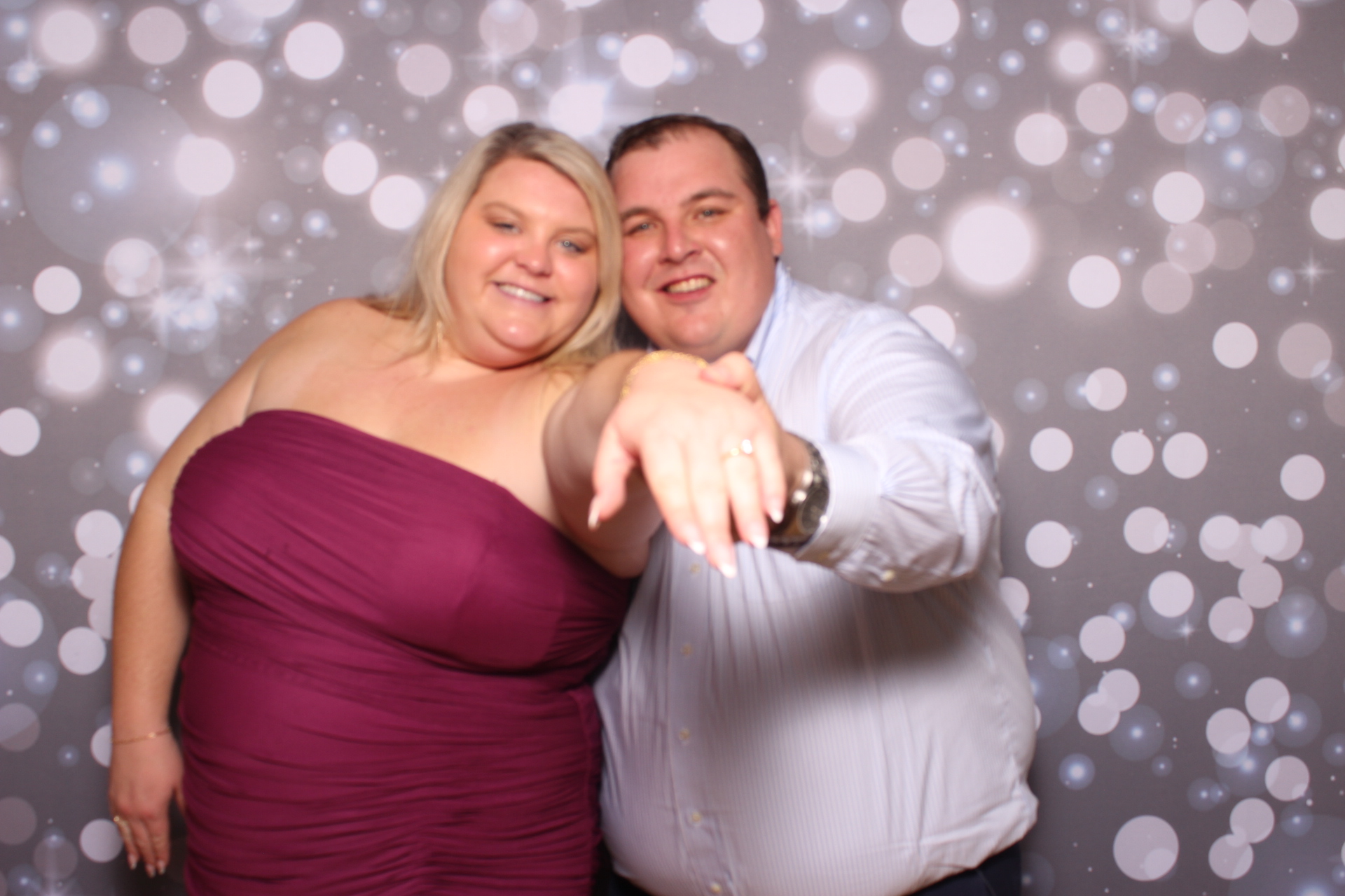 Lisa & Brett Reception | View more photos from the event at gallery.photoboothcincy.com/u/PhotoBoothCincy/Lisa-Brett-Reception