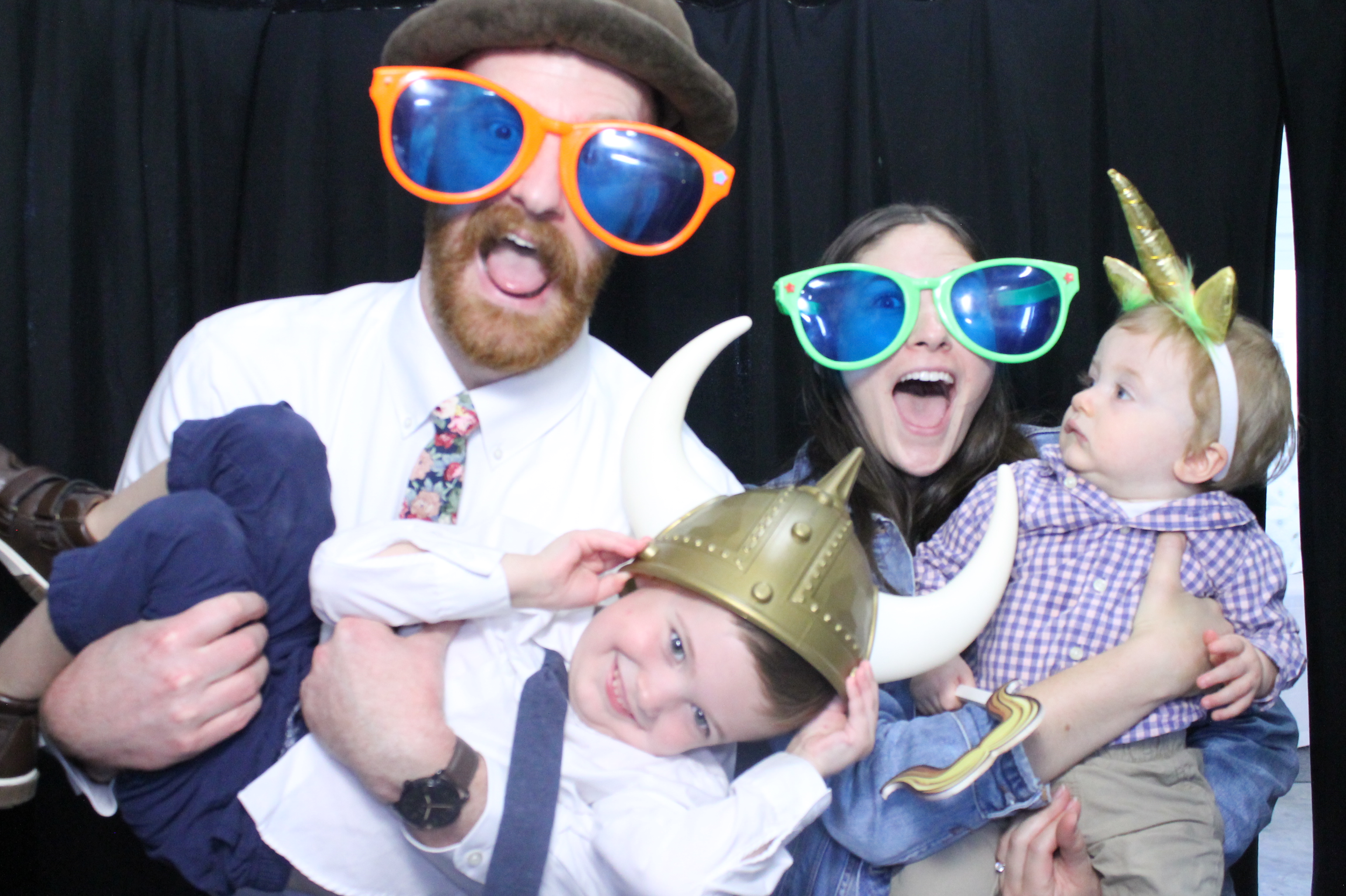 Liz & Landen Reception | View more photos from the event at gallery.photoboothcincy.com/u/PhotoBoothCincy/Liz-Landen-Reception