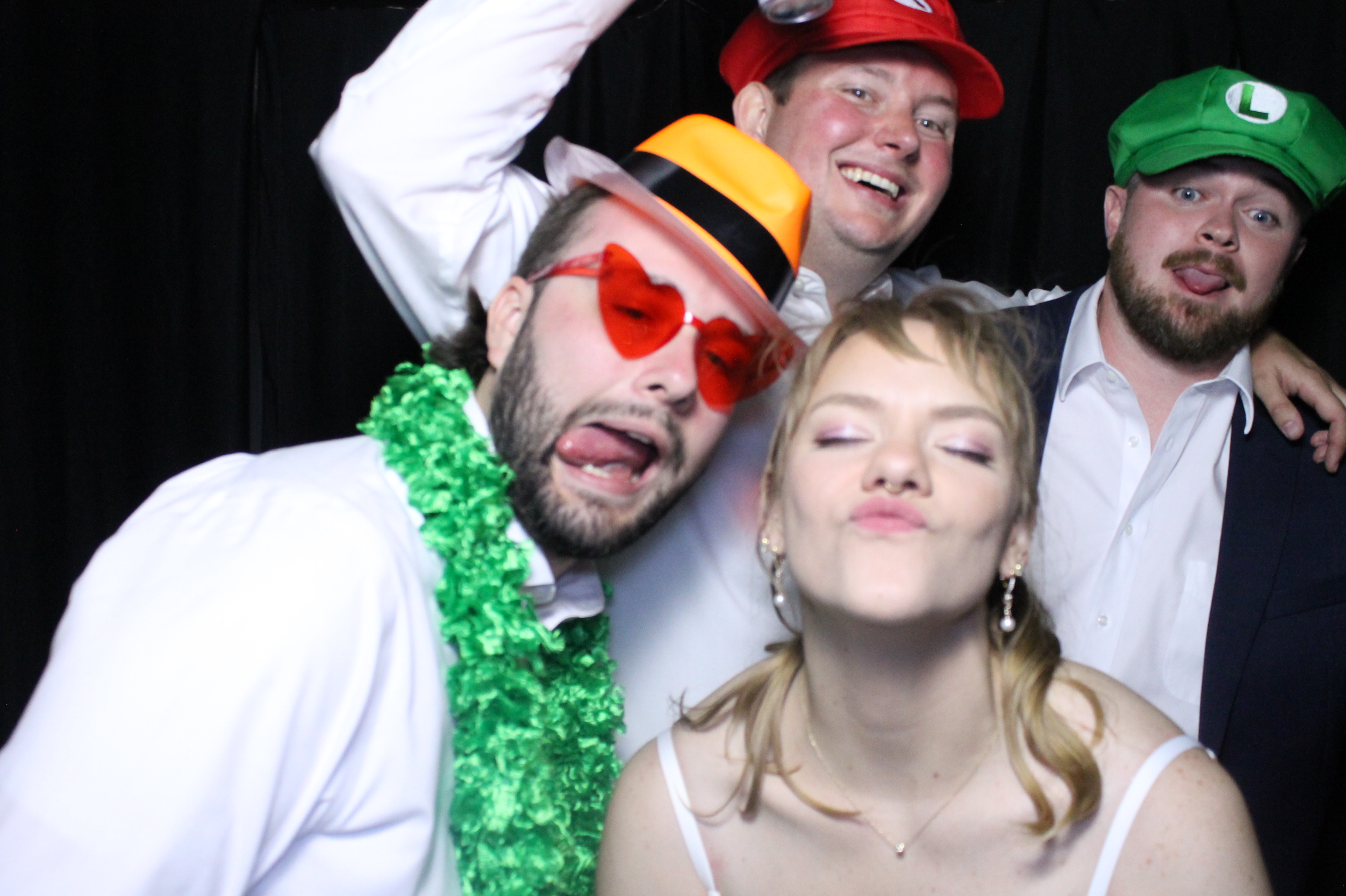 Liz & Landen Reception | View more photos from the event at gallery.photoboothcincy.com/u/PhotoBoothCincy/Liz-Landen-Reception