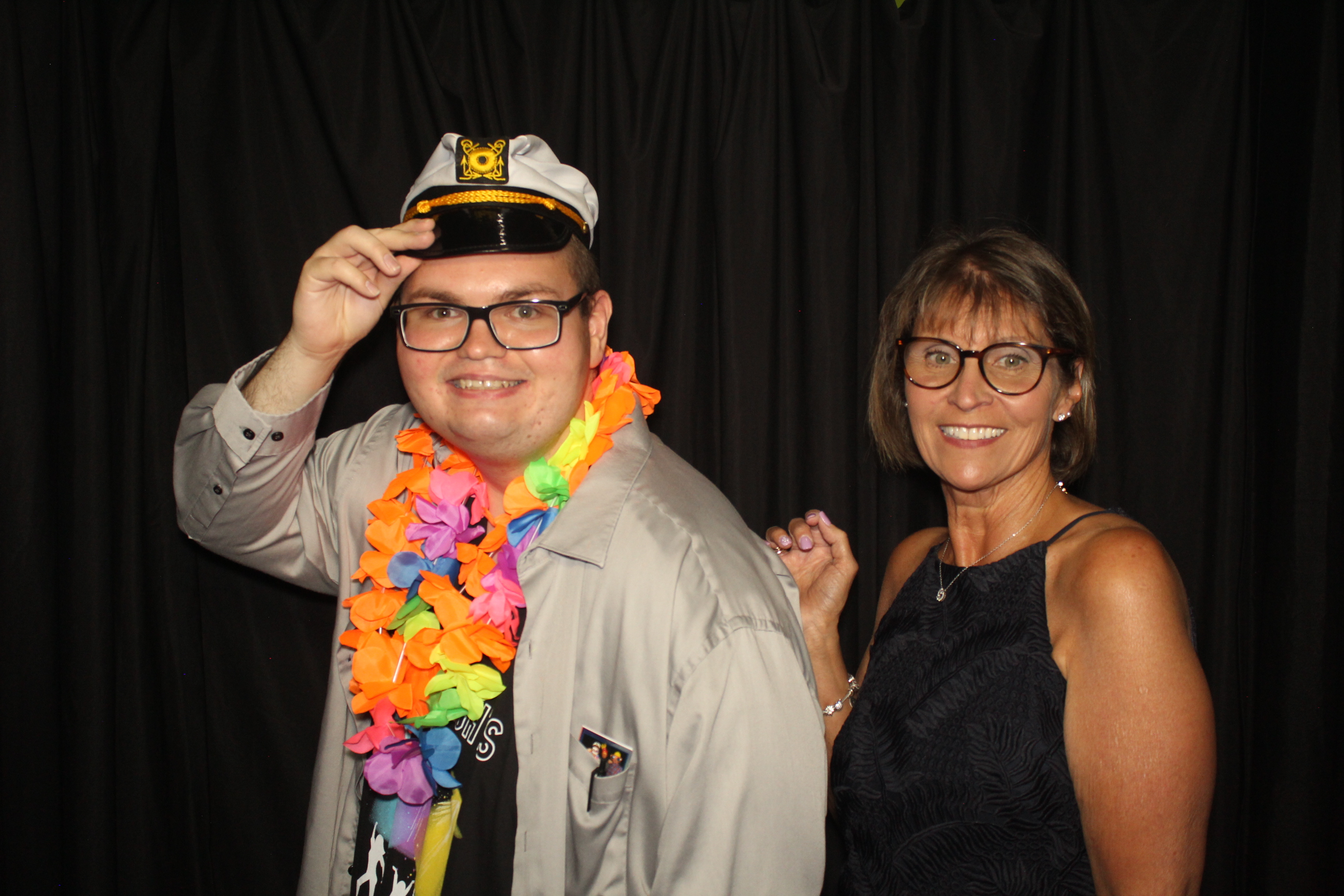 MCESC Prom | View more photos from the event at gallery.photoboothcincy.com/u/PhotoBoothCincy/MCESC-Prom