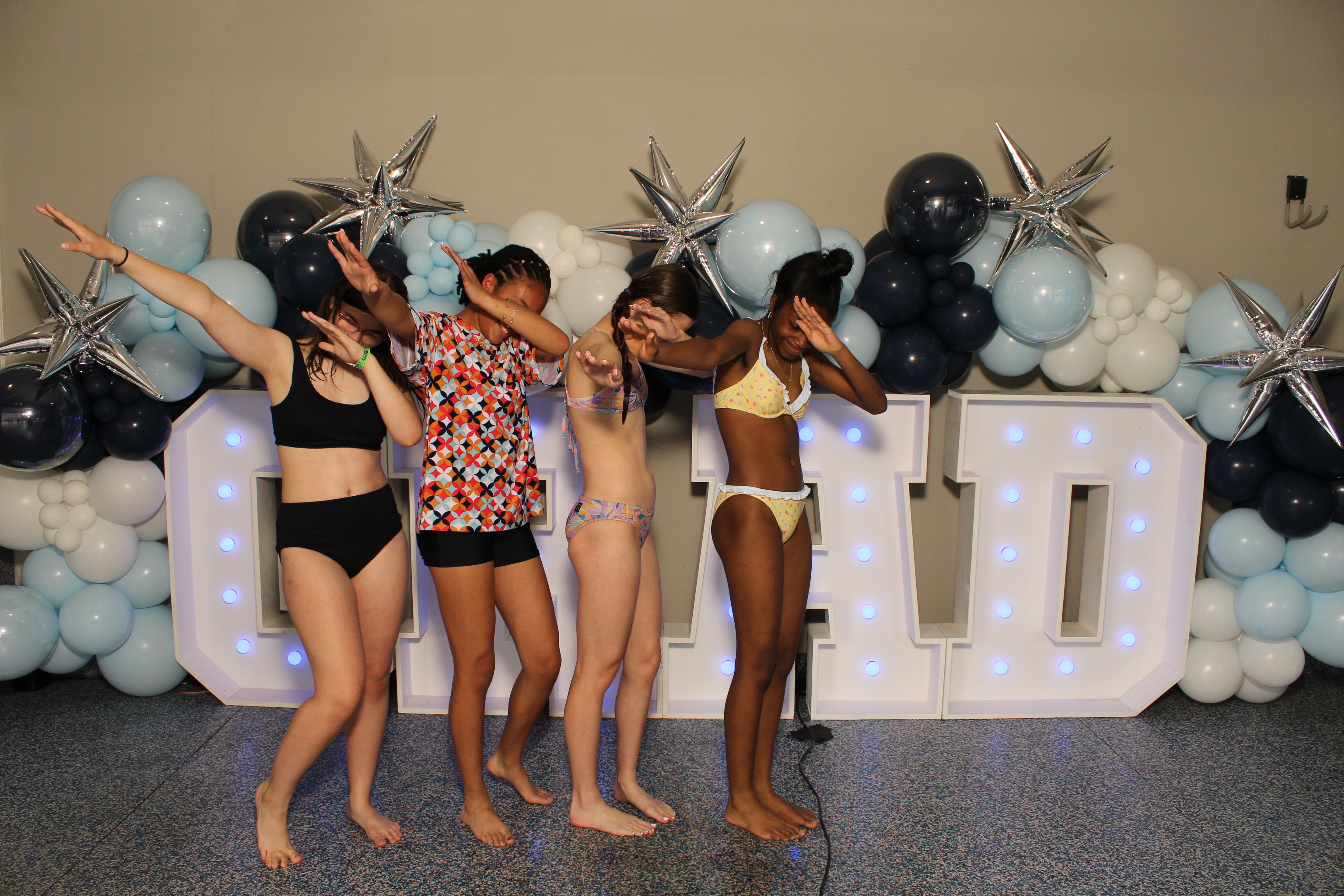 MTCES Class of 2026 | View more photos from the event at gallery.photoboothcincy.com/u/PhotoBoothCincy/MTCES-Class-of-2026