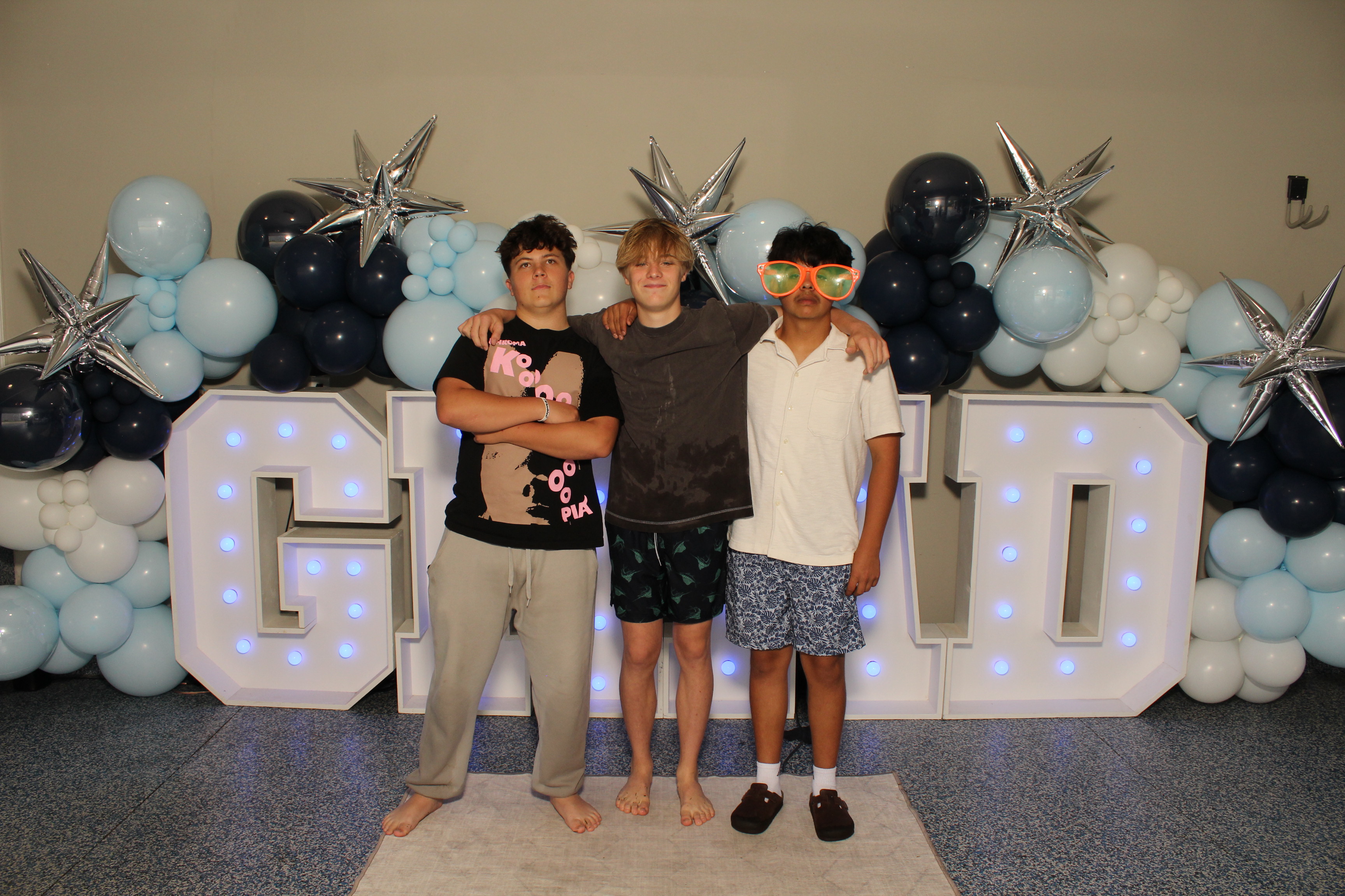 MTCES Class of 2026 | View more photos from the event at gallery.photoboothcincy.com/u/PhotoBoothCincy/MTCES-Class-of-2026